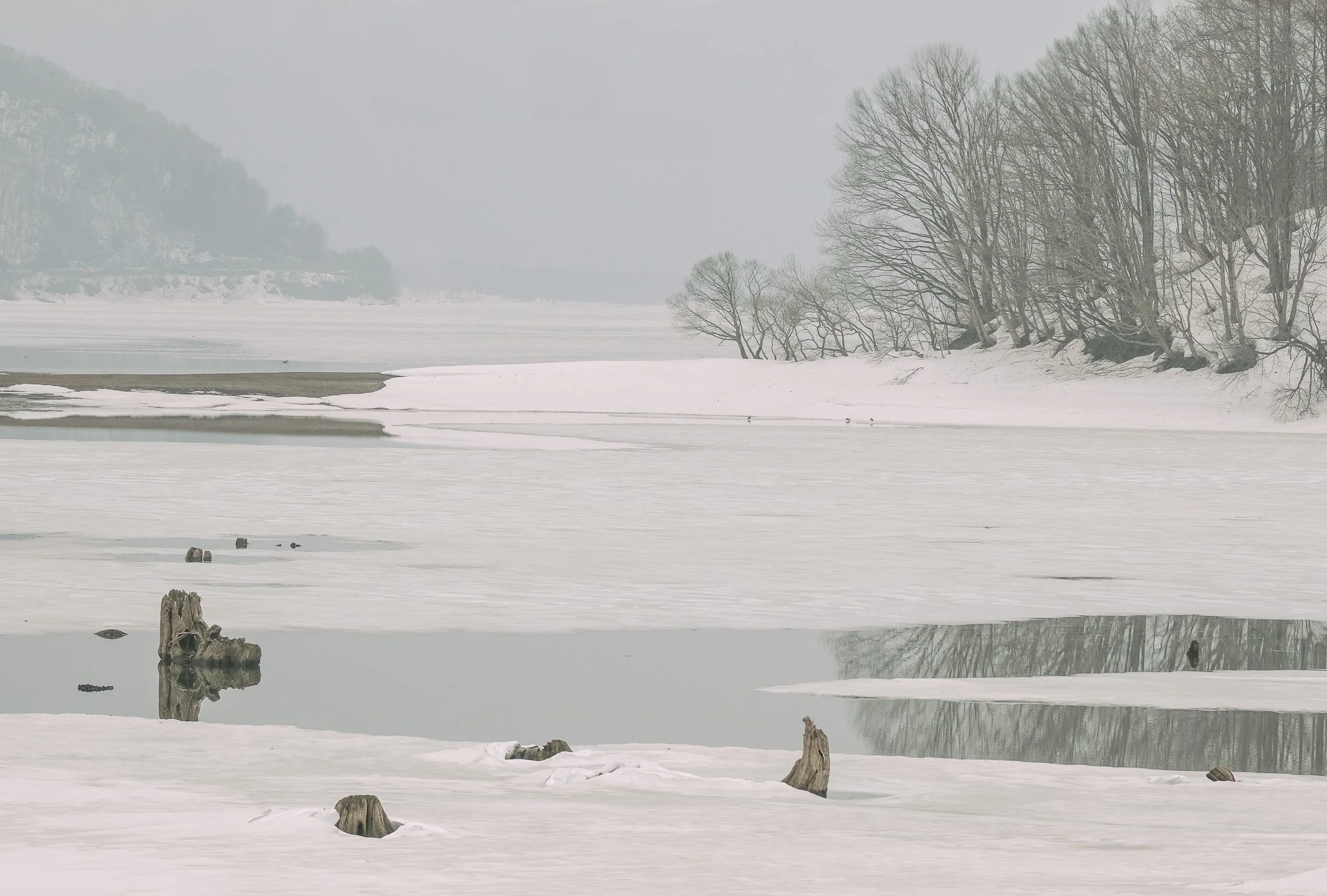 Frozen Hibara Lake-2.jpg