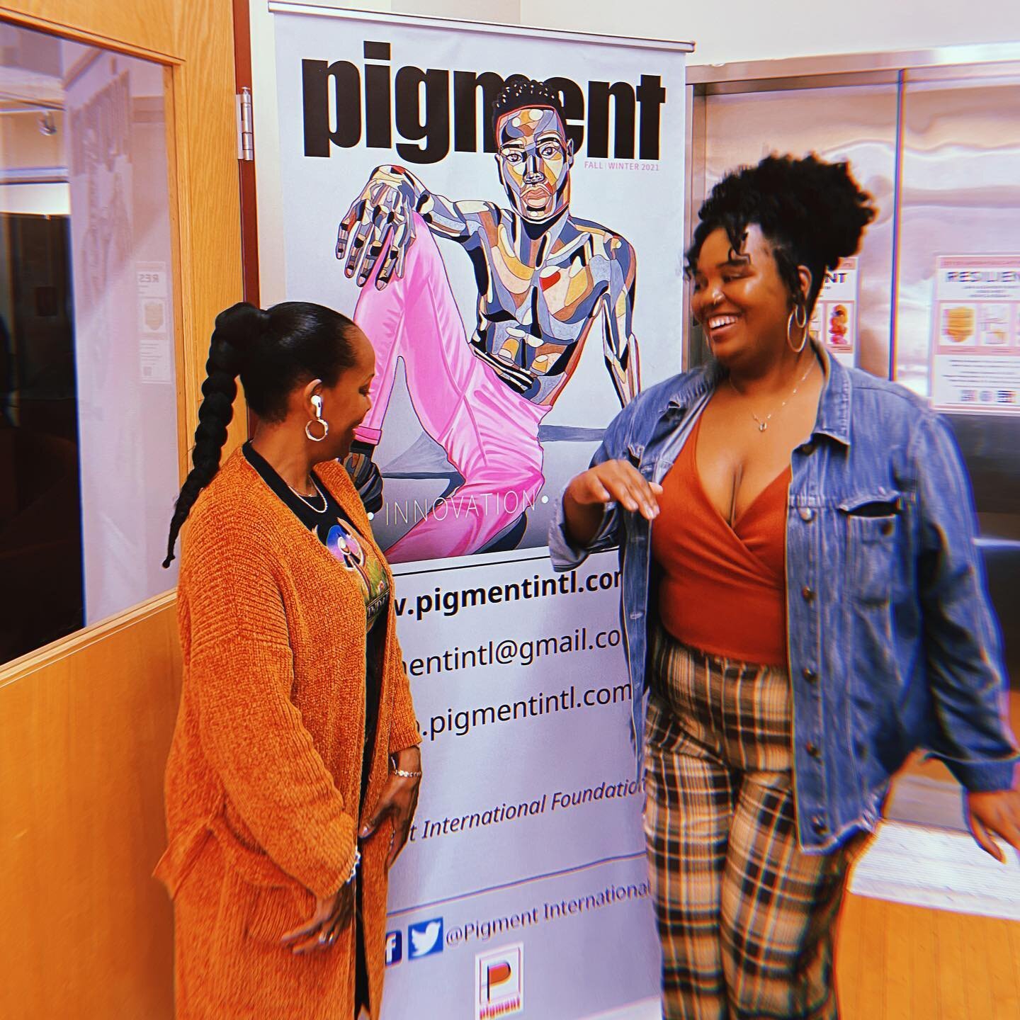 Me and my lil momma @jocelynnn.w had so much fun this weekend at the #blackfineartmonth kick off! Great food, art and conversation all around. Thank you for having us @pigmentintl! 

Follow the link in their bio to help them continue supporting our a