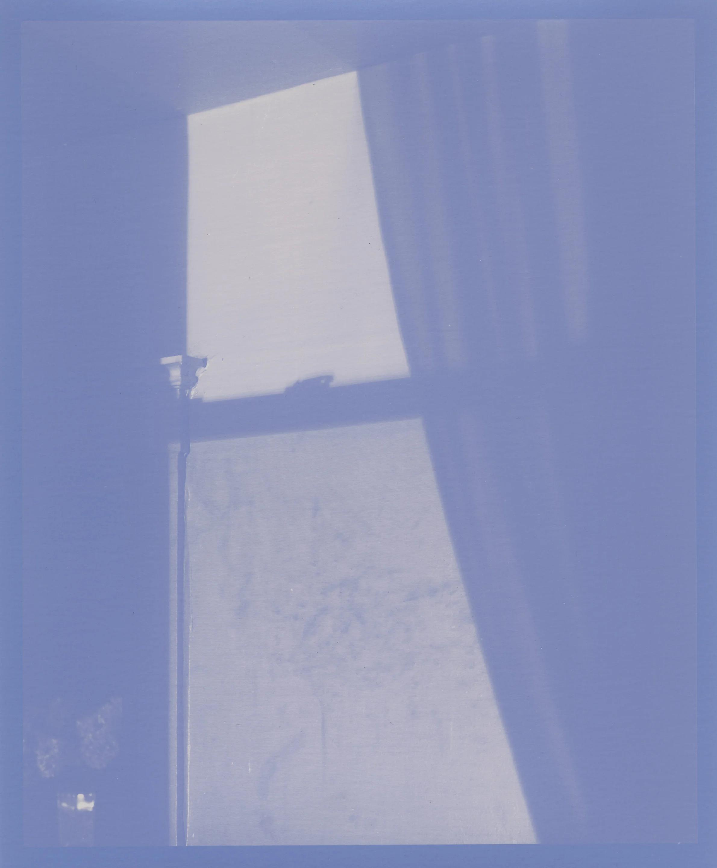 Shadow_Window_01.jpg