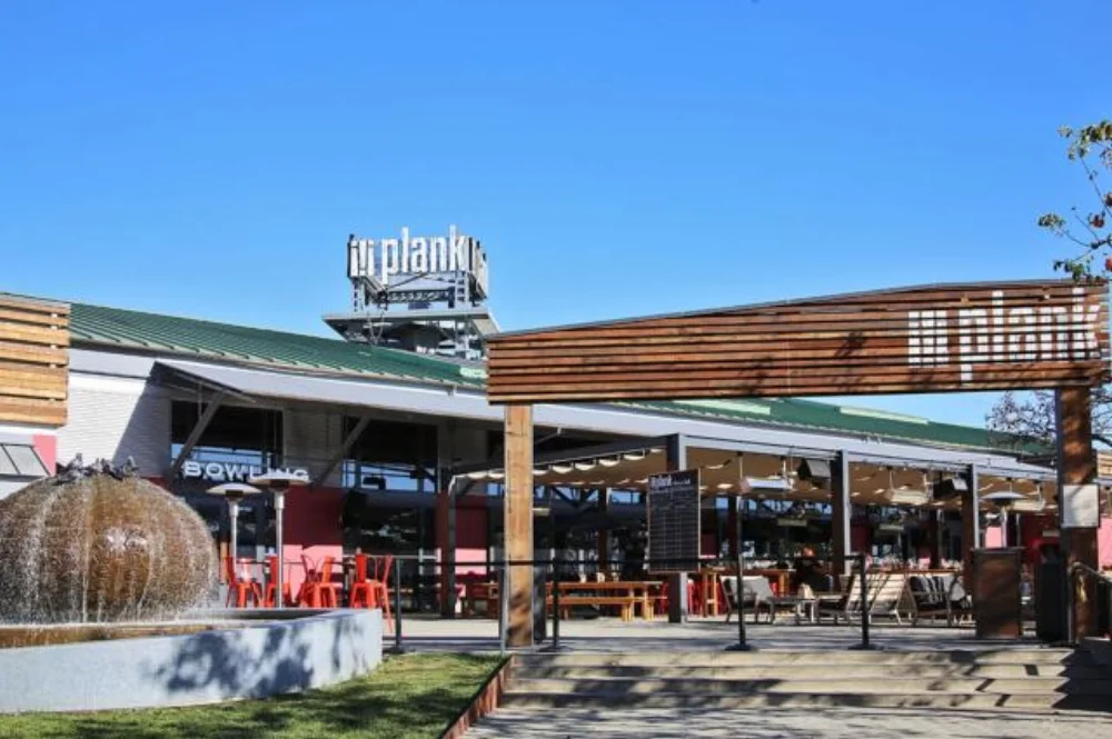 00 beer-garden w fountain.jpg