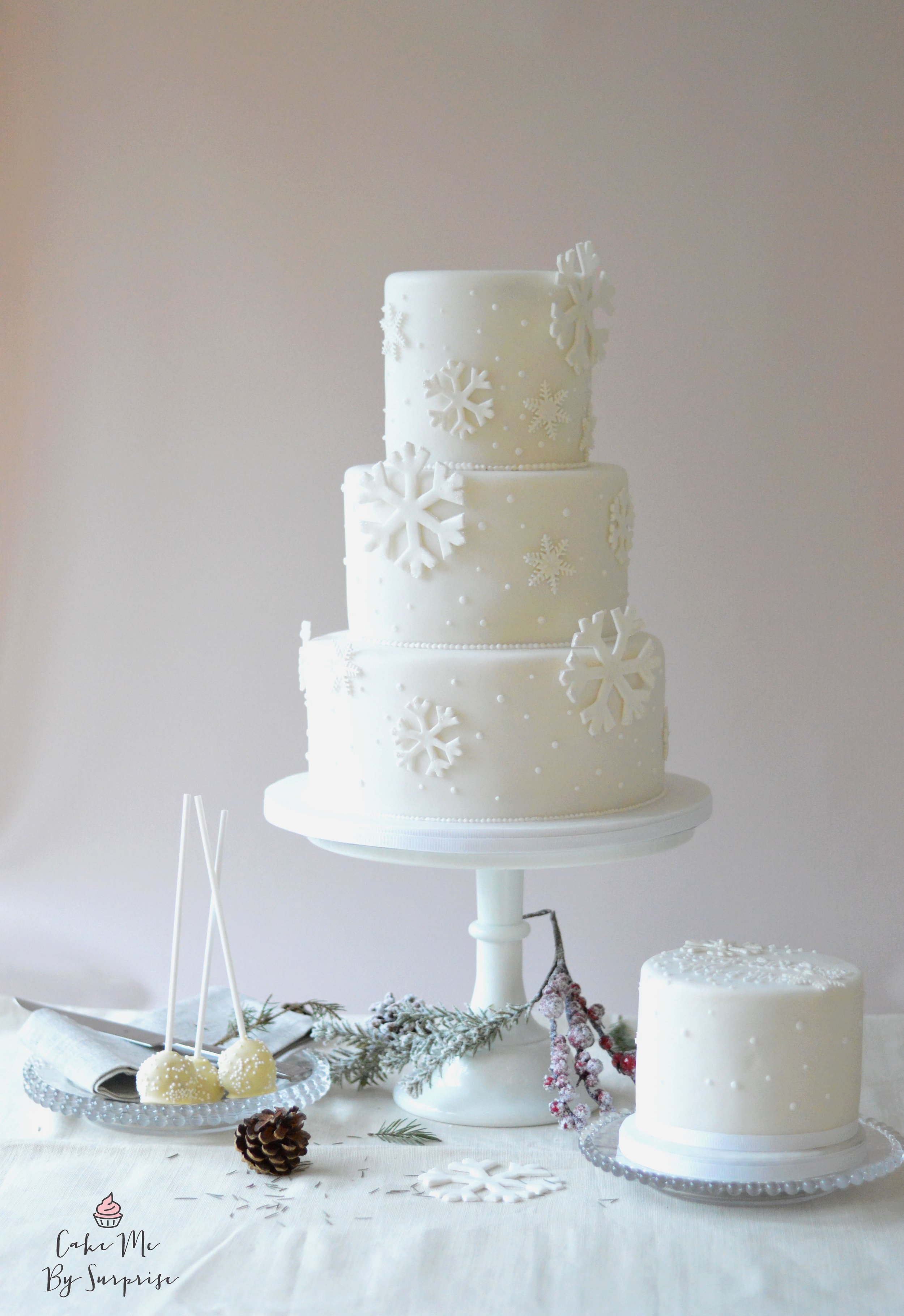 £500 (Serves 100) *Cake Price Only