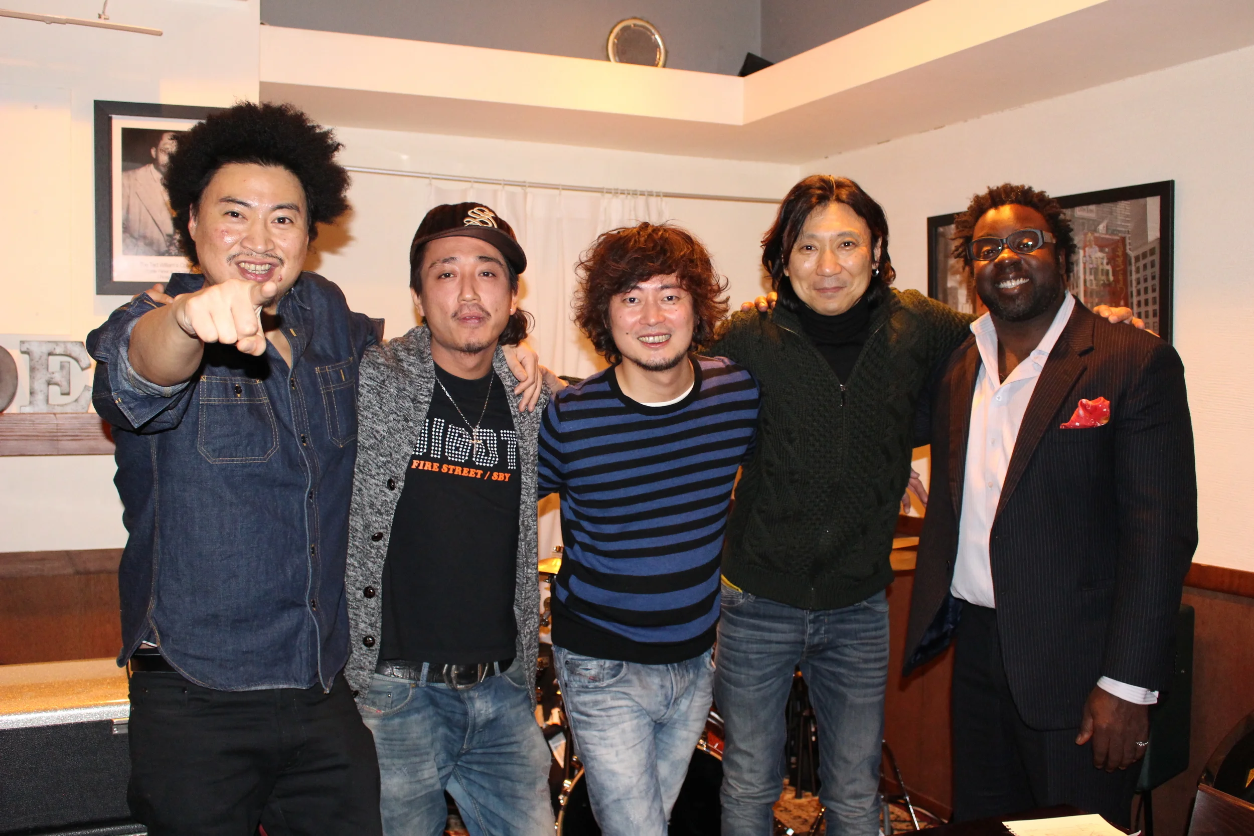 祝日特別企画"Satoshi Yoshida Special Live"