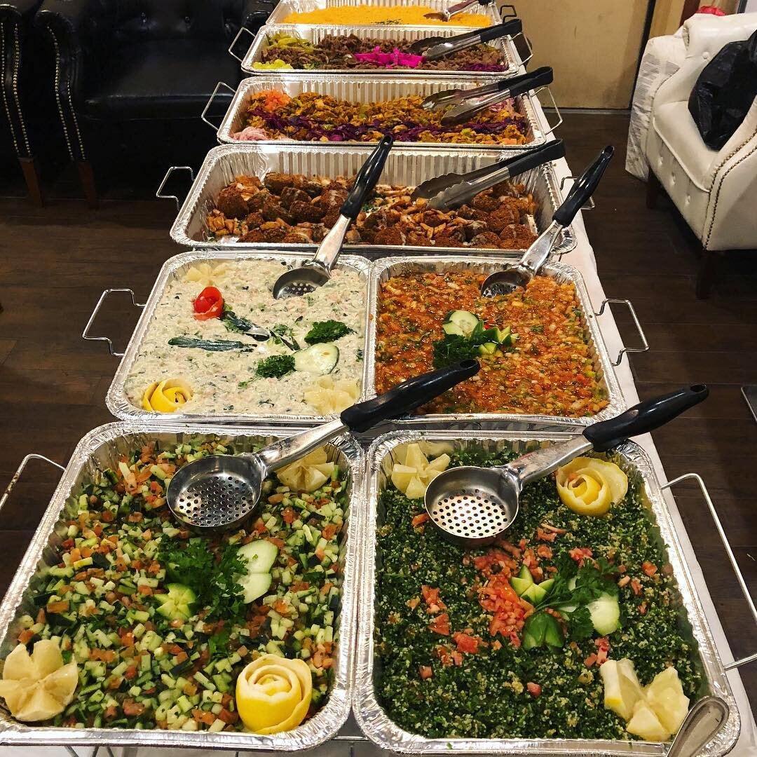Let us cater your next event, lots of healthy options to choose from #chickenshawarma #steakshawarma #hummus #falafel #jerusalemsalad #arabicsalad #tabouli #turkishsalad 
#semsem #mediterranean #tinleypark #chicagoridgemall