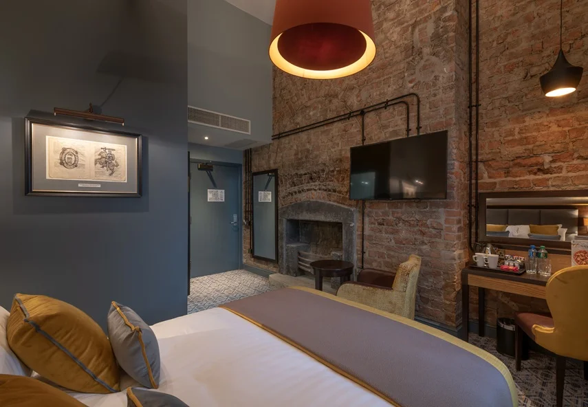 Swords HotelLoRes6.jpg