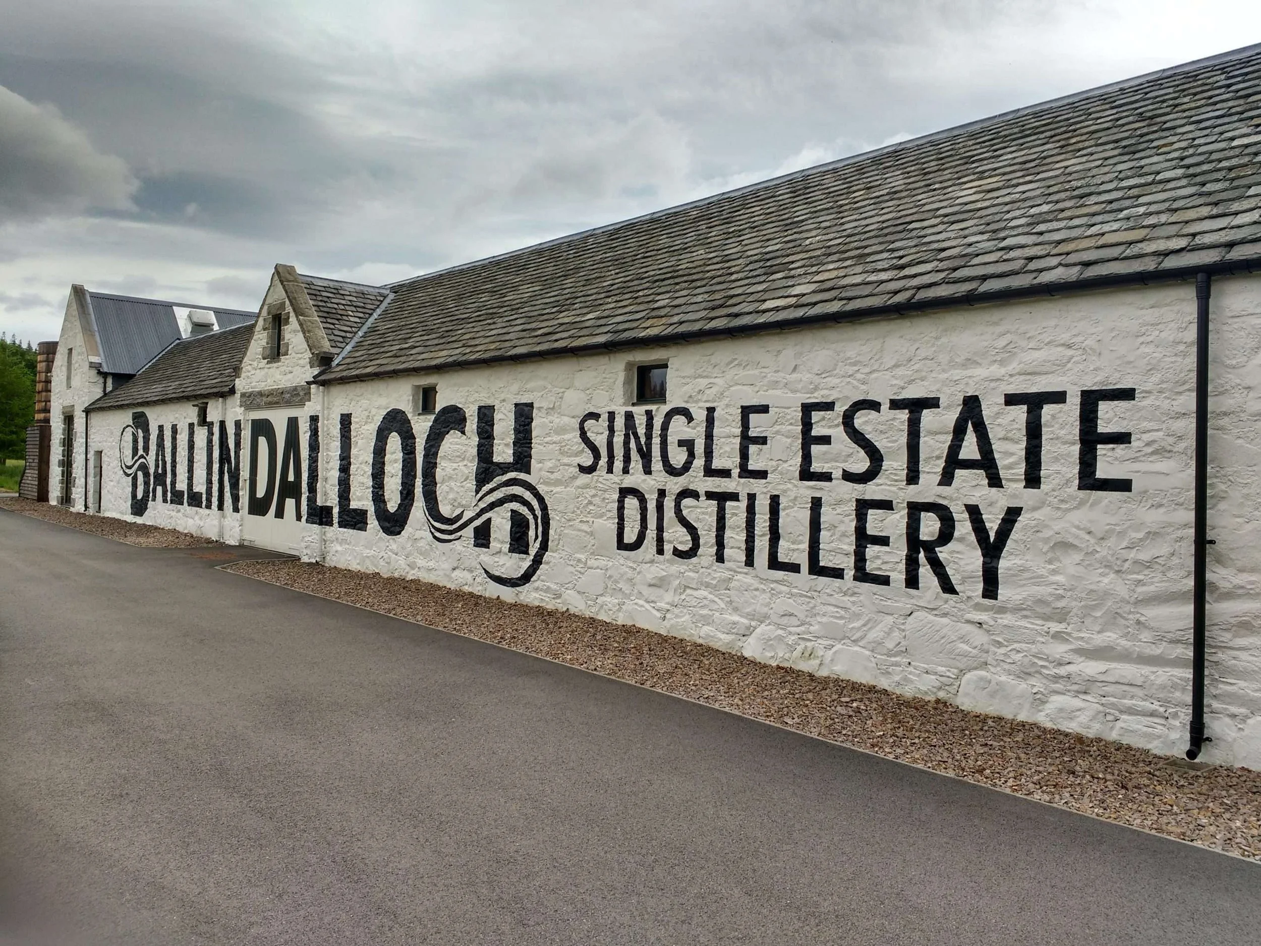 ballindalloch-distillery-scaled.jpg