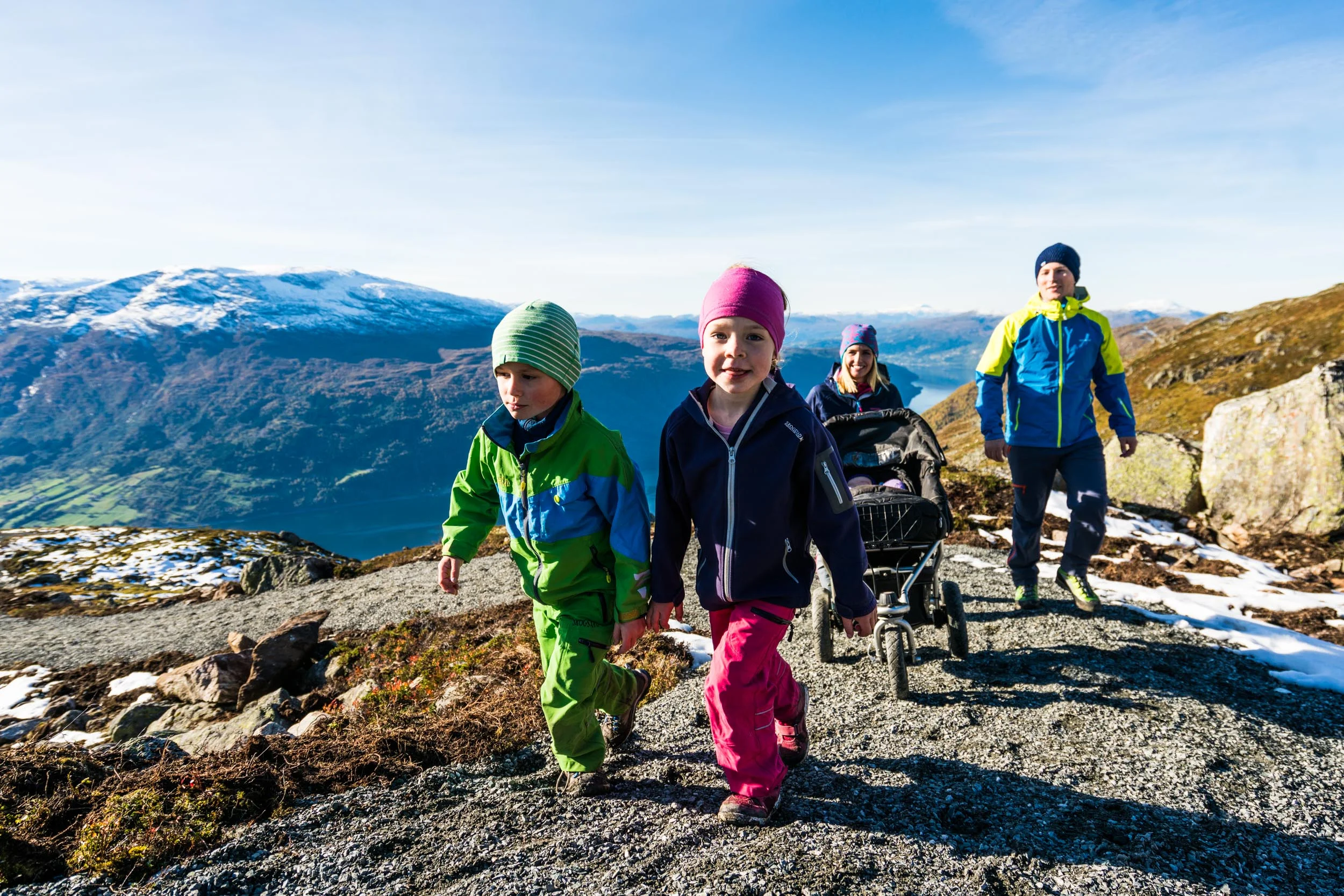 På veg til Skredfjellet. Foto: Bård Basberg