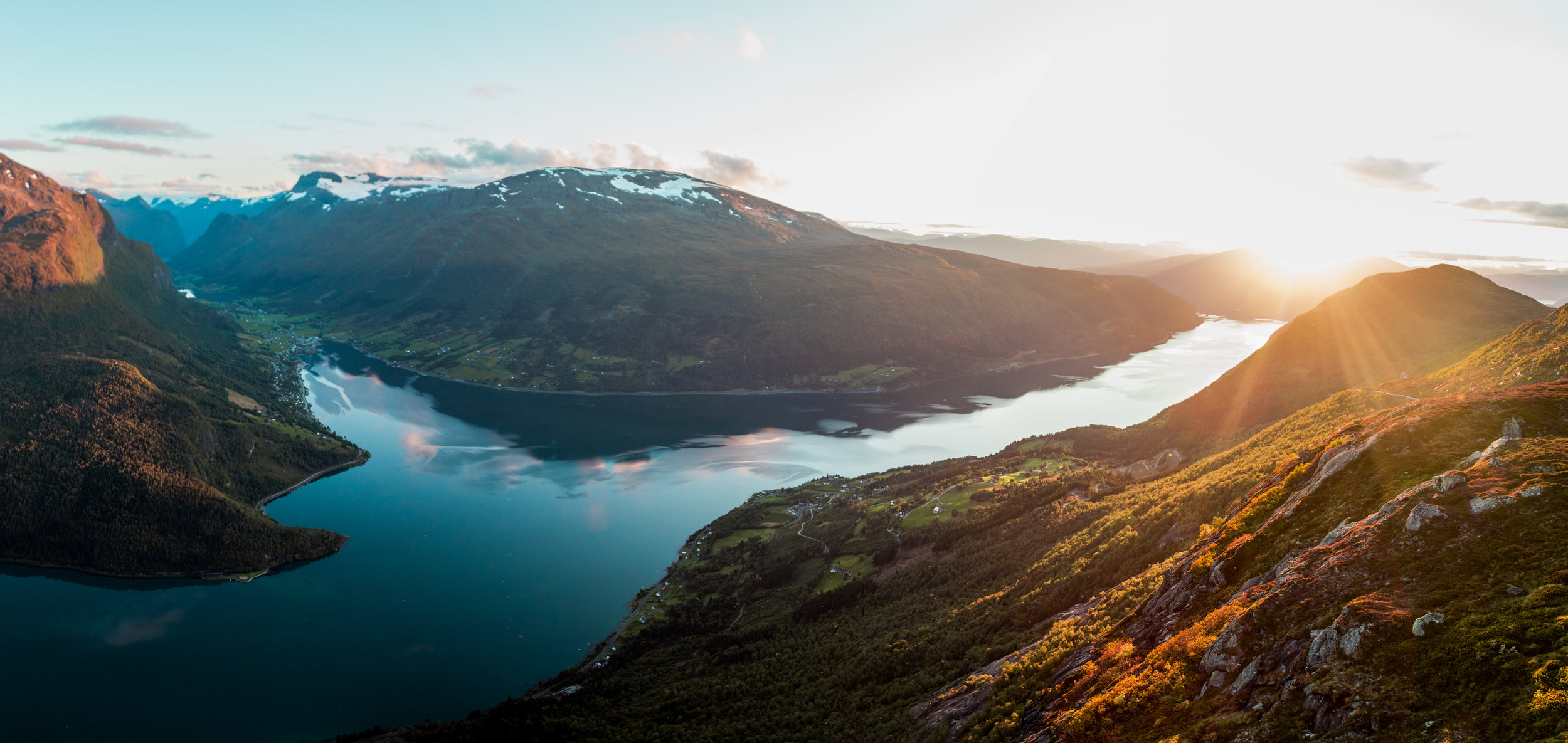 Utsikt frå Hoven. Foto: Maarten Verstraete