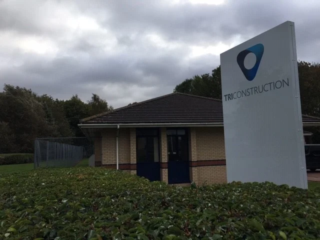 office 1.jpg