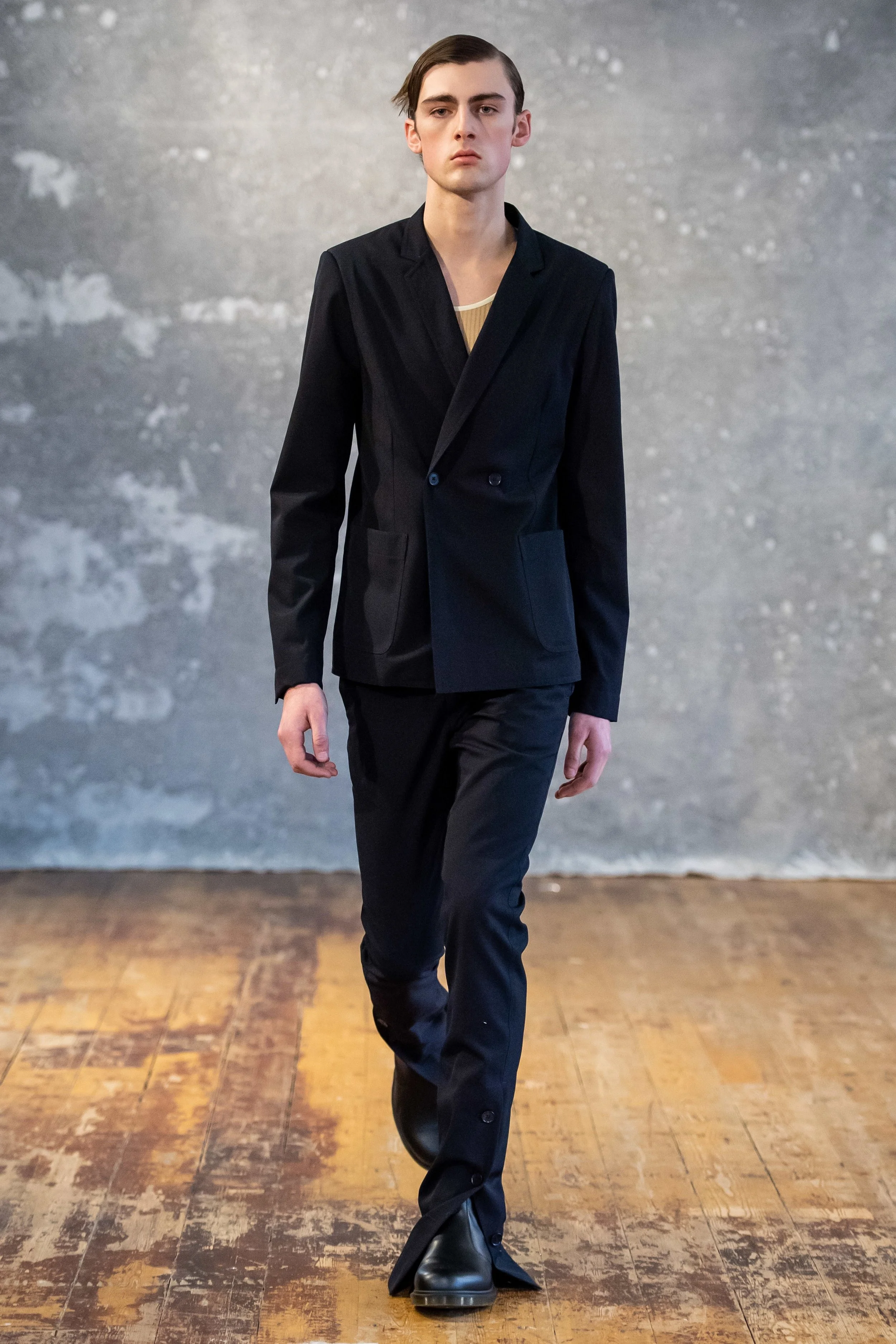 DANIEL w. FLETCHER AW18 LOOK 21.jpg