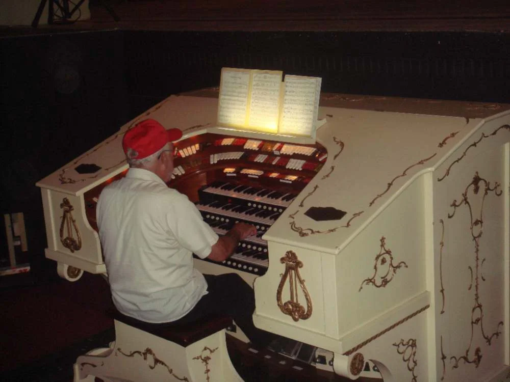 Performers 07.JPG