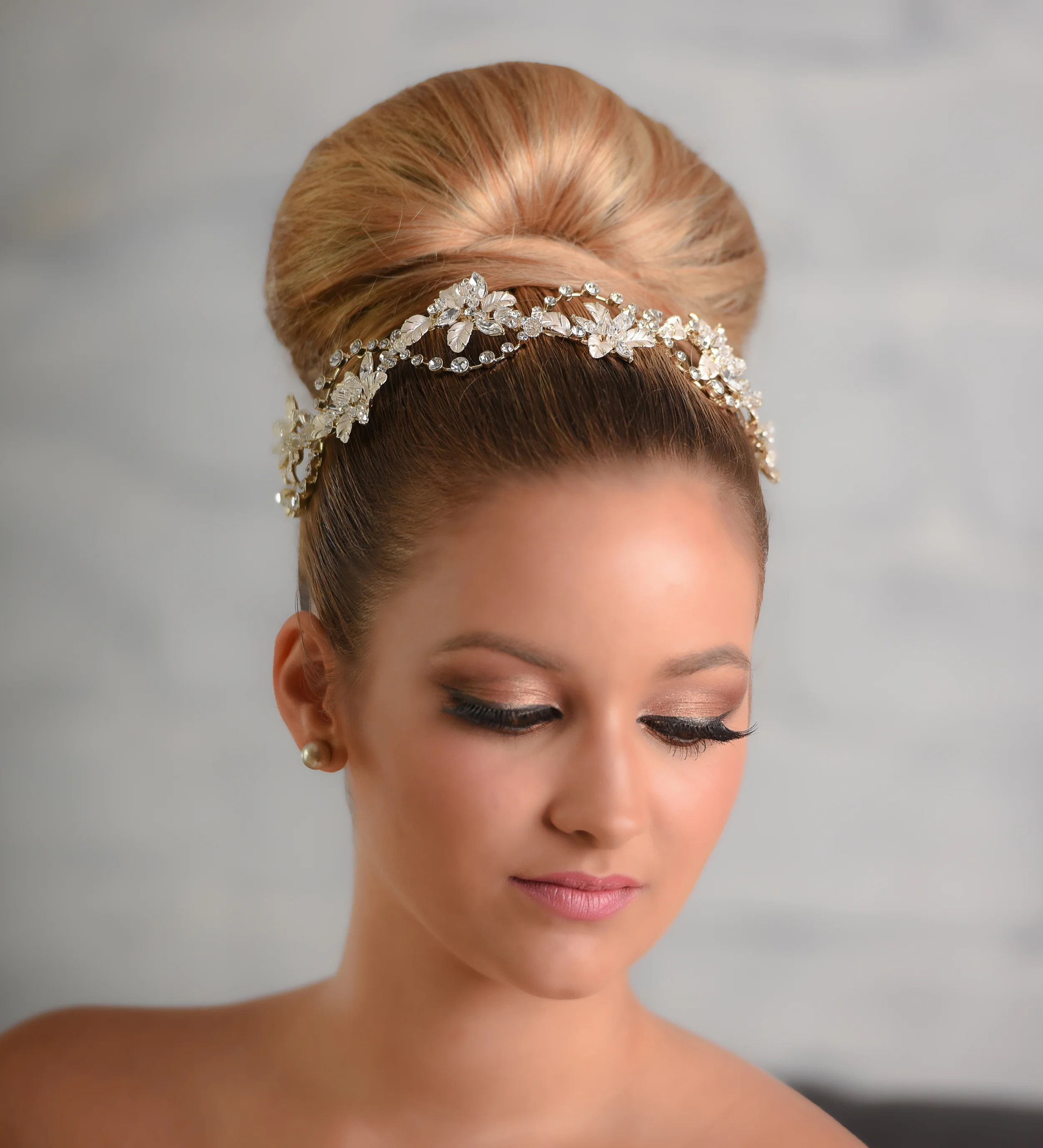 Style 2072 Headpiece