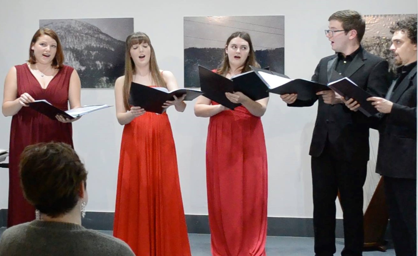 (Second from right) With the Cardiff Consort