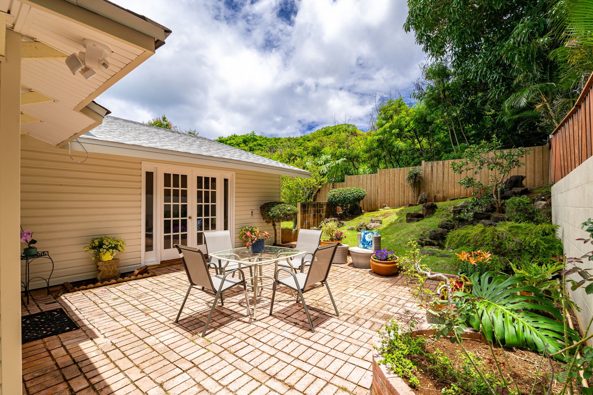 45-web-or-mls-Styron Photo 1307 Noninui Pl-0421.jpg