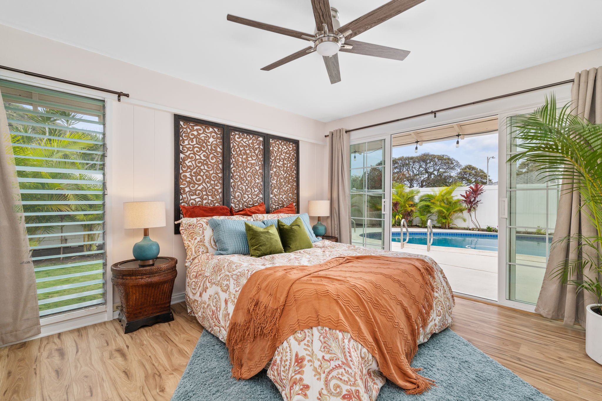 28-web-or-mls-Styron Photo 311 Puamamane St-9222.jpg