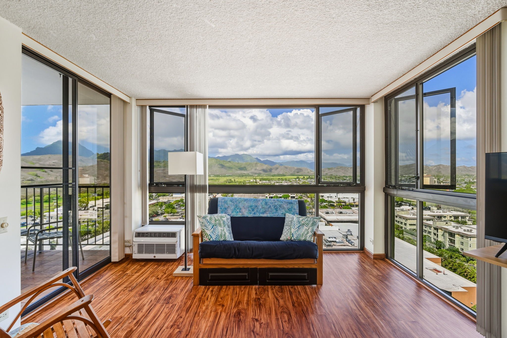 3-web-or-mls-Styron Photo 322 Aoloa St 1512-6042.jpg