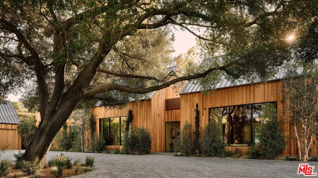 COMPASS CURATED - FEBRUARY 2026 - LUXURY LISTINGS NATIONAL COLLECTIONS