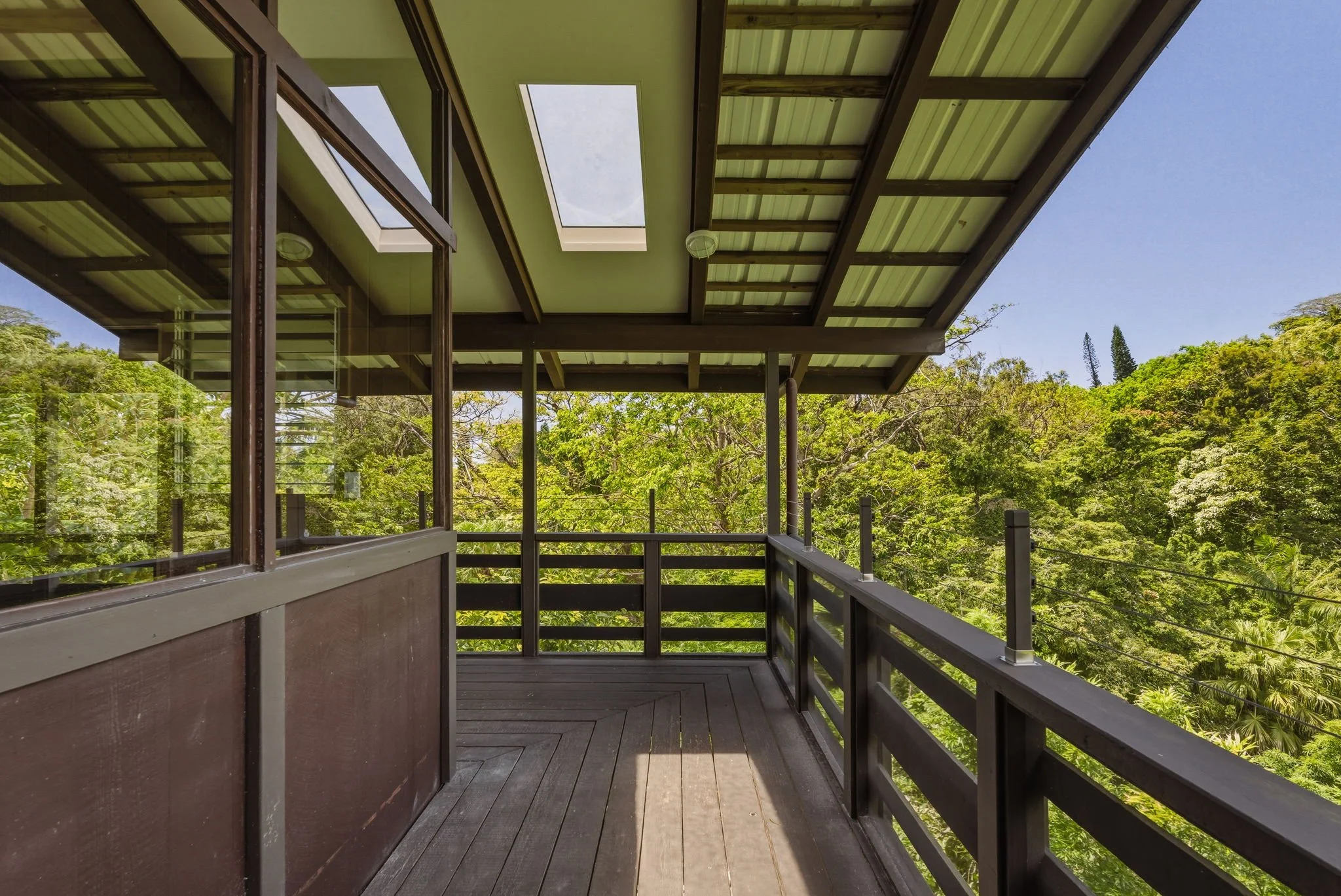 12-web-or-mls-Styron Photo 4142 Round Top Dr-2303.jpg