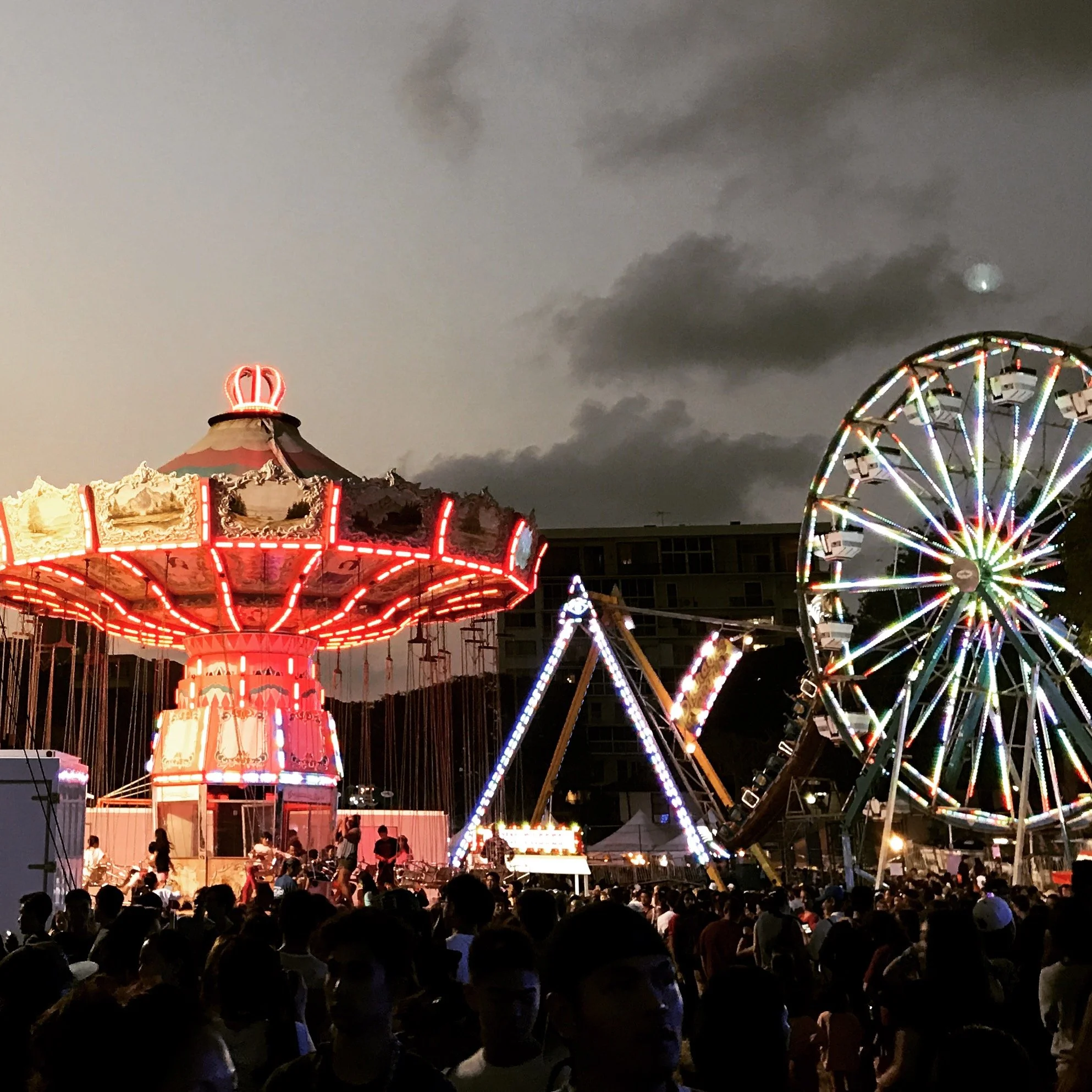 PUNAHOU SCHOOL / CARNIVAL