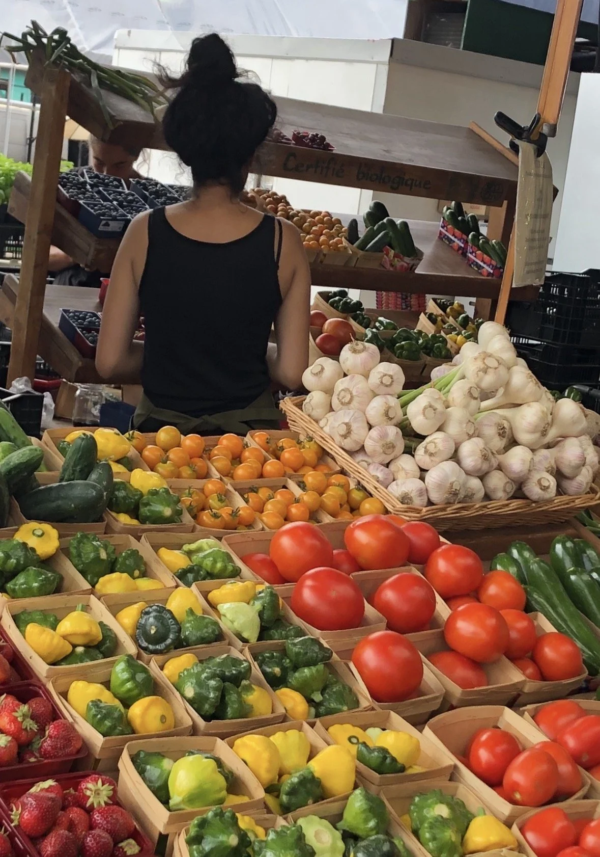 MANOA MARKETPLACE / FARMERS MKT