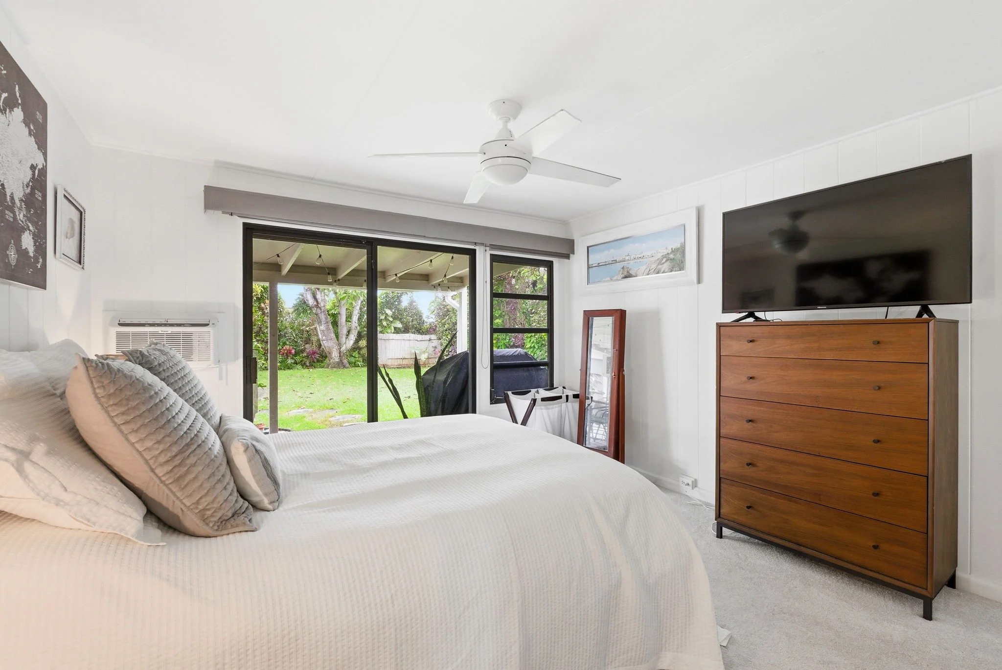 13-web-or-mls-Styron Photo 531 Kaiemi St-1735.jpg