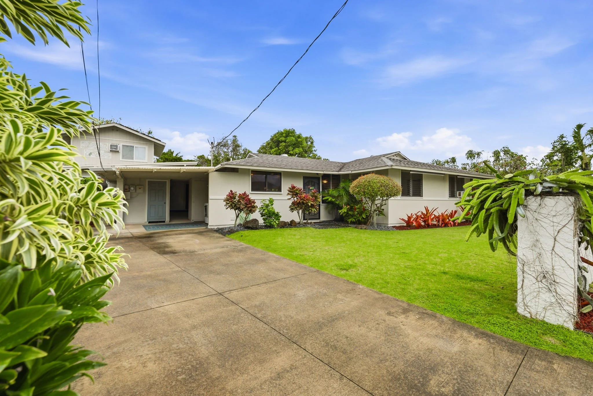 44-web-or-mls-Styron Photo 531 Kaiemi St-1885.jpg