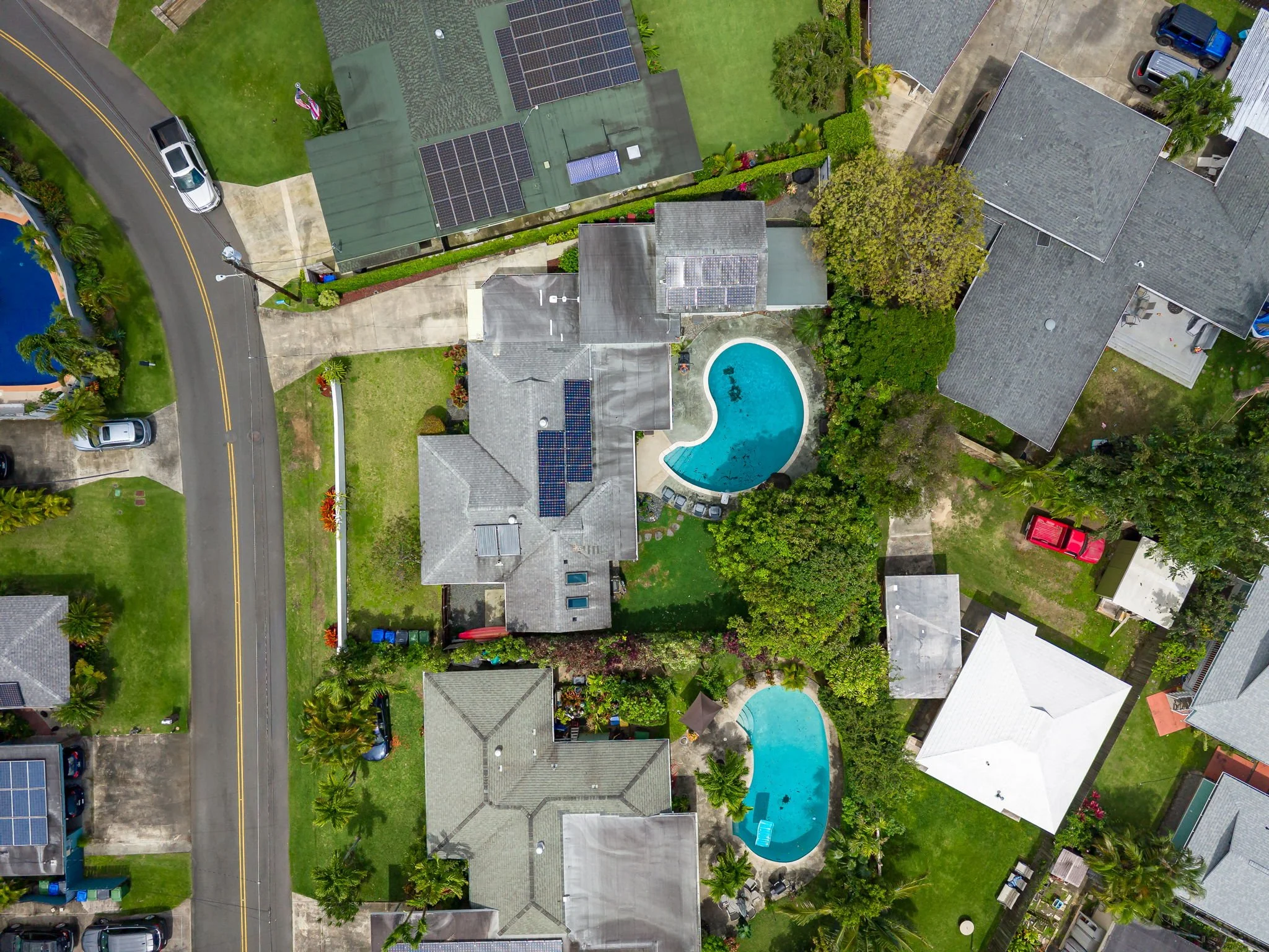 47-web-or-mls-Styron Photo 531 Kaiemi St--11.jpg