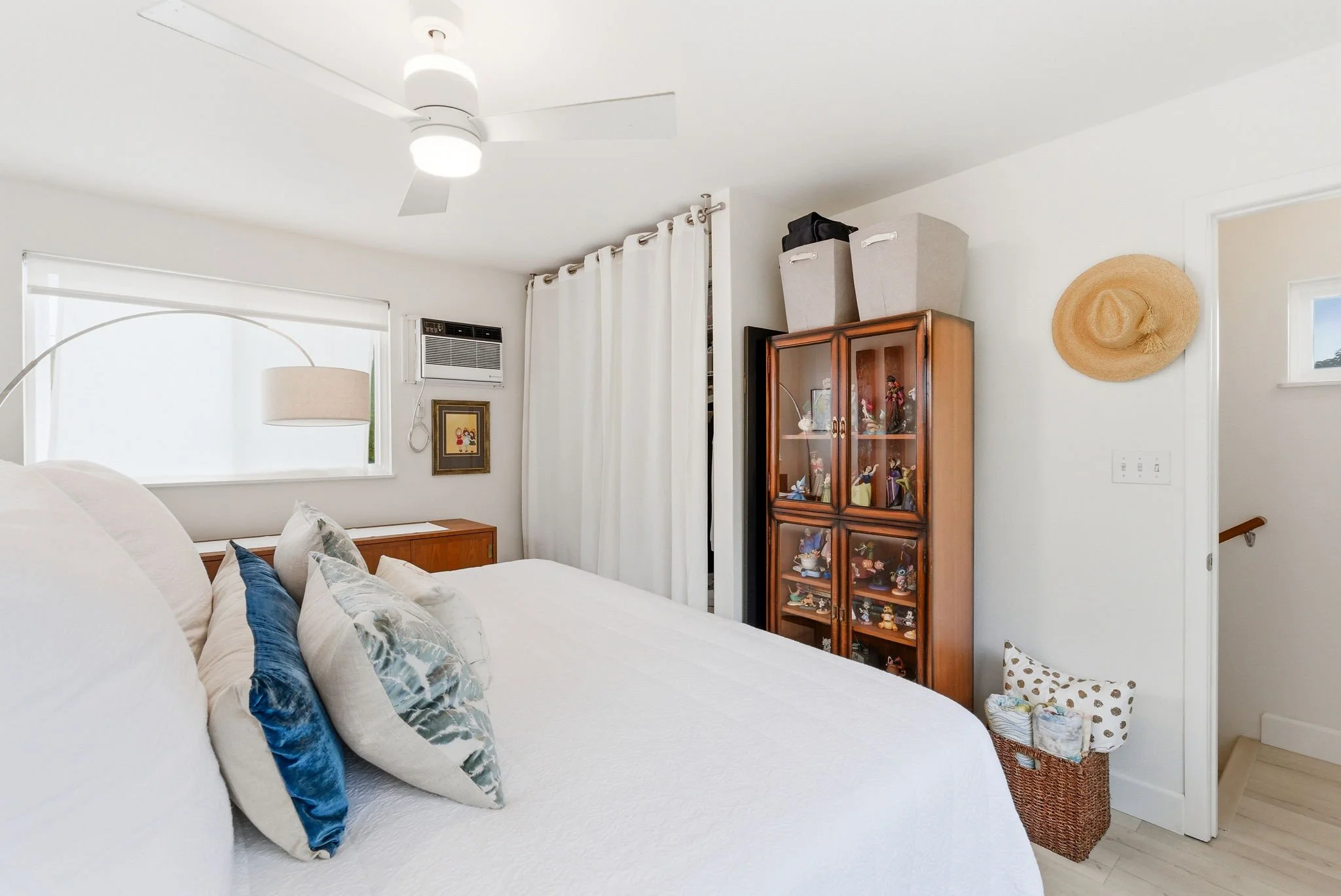 37-web-or-mls-Styron Photo 531 Kaiemi St-1860.jpg