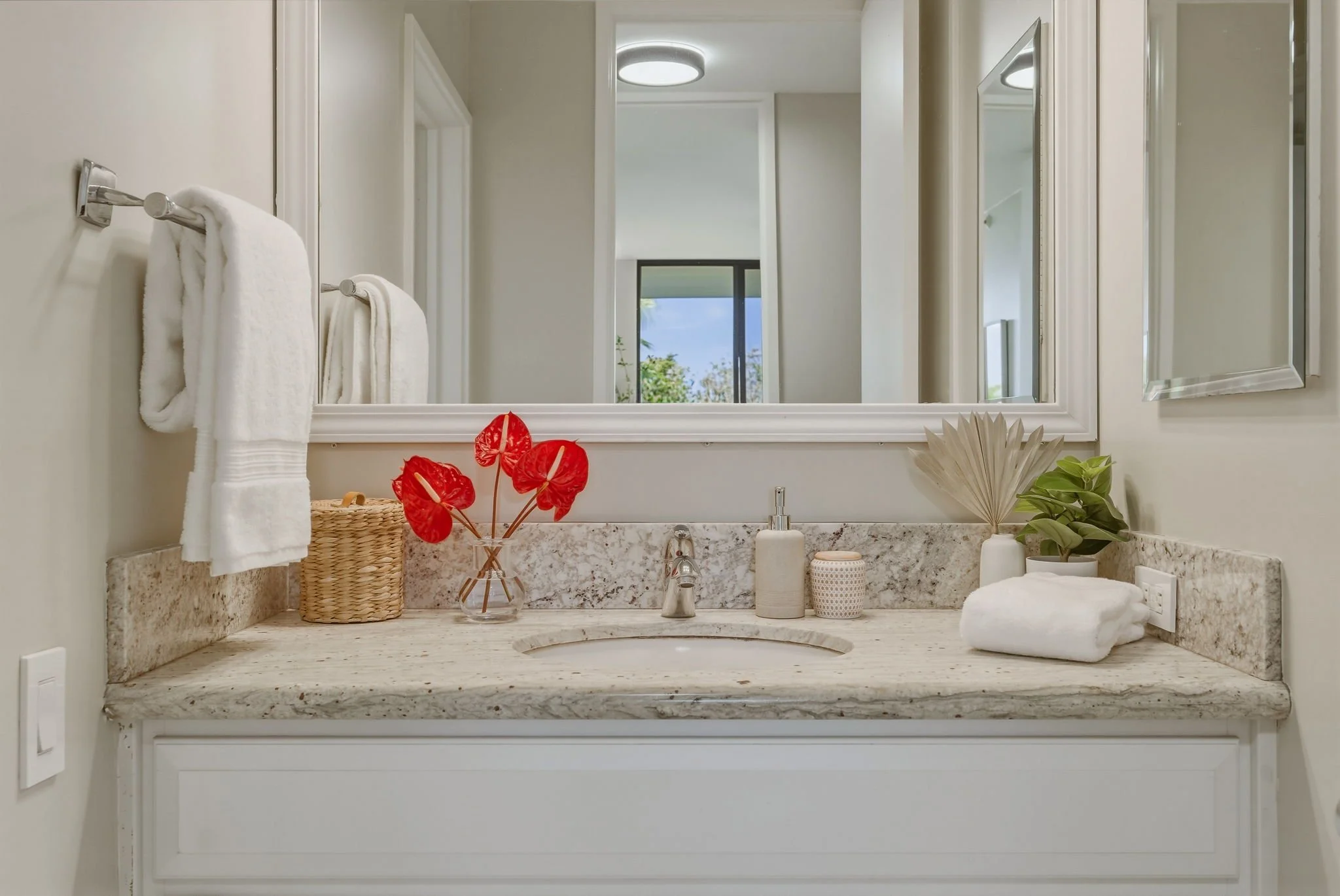 20-web-or-mls-Styron Photo 322 Aoloa St 505-9699.jpg