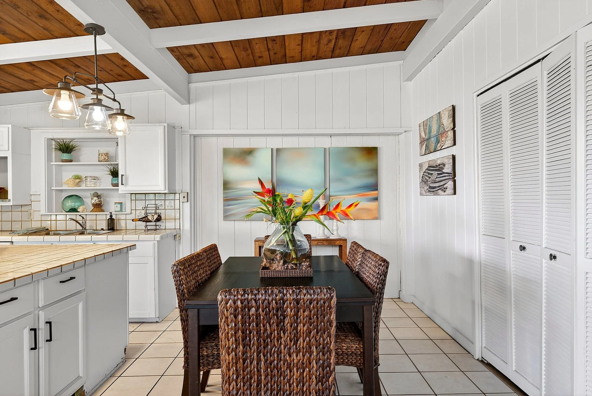 13-web-or-mls-Styron Photo 41-1644 Kalanianaʻole Hwy-6856.jpg