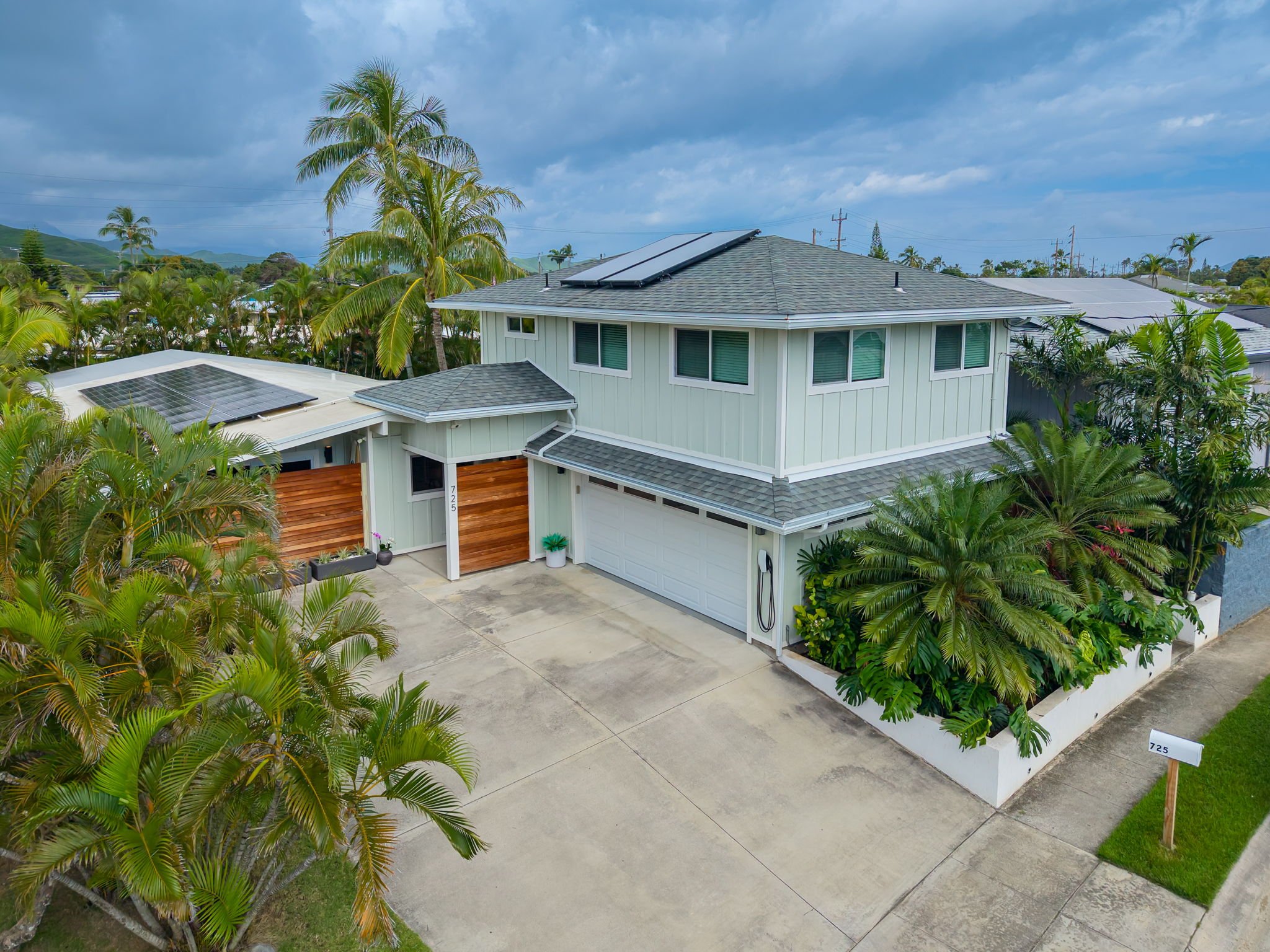 725 PAOPUA LOOP  ~ Kailua
