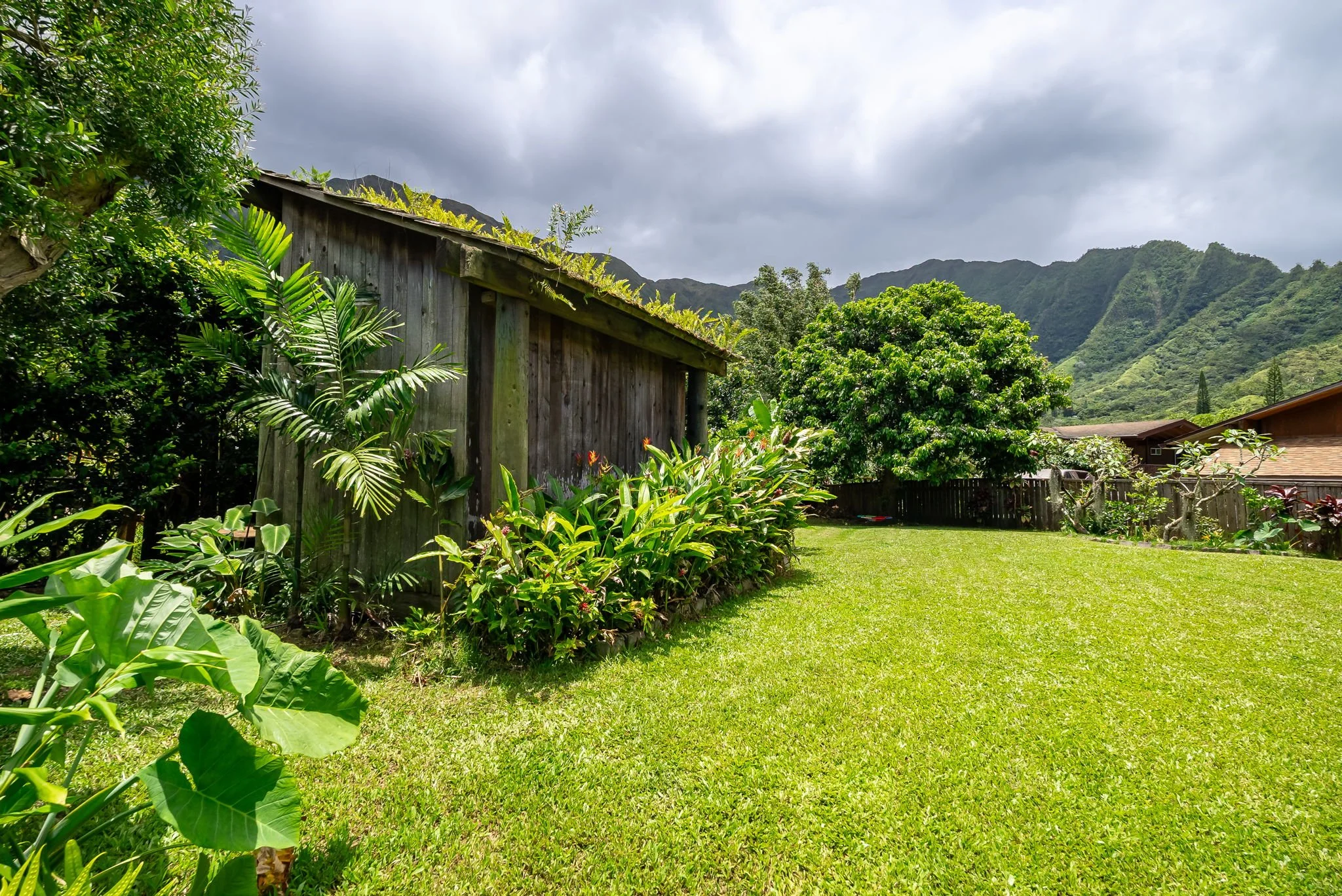 44-web-or-mls-Styron Photo 47-585 Ahuimanu Rd-2018 (1).jpg