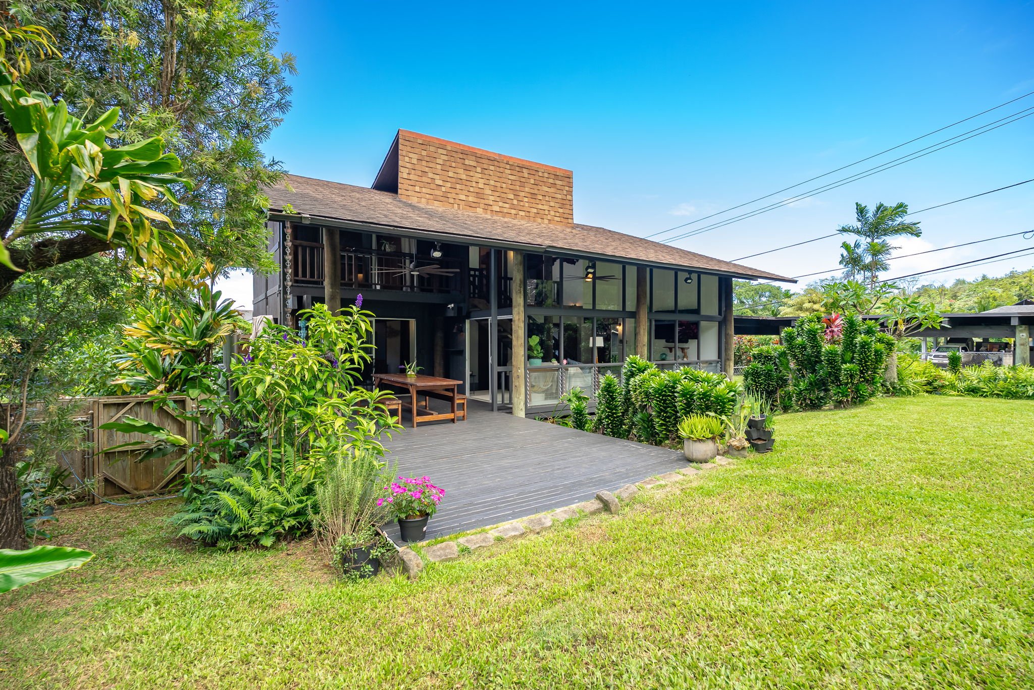 48-web-or-mls-Styron Photo 47-585 Ahuimanu Rd-2031.jpg