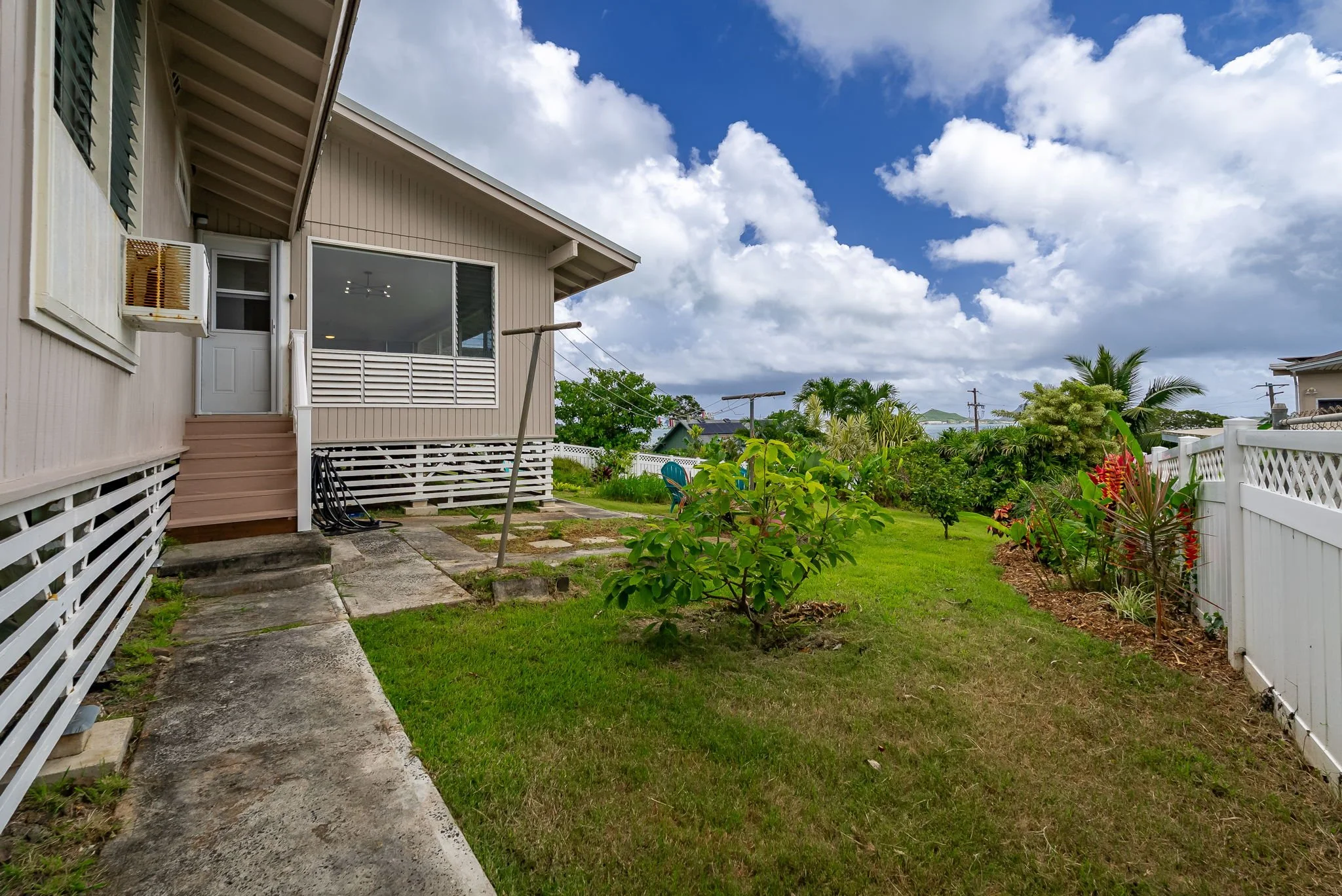 29-web-or-mls-Styron Photo 45-112 Halliday Pl Unit A-7499.jpg
