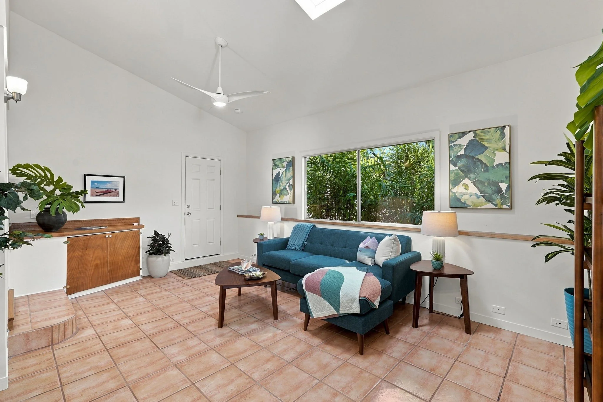 26-web-or-mls-Styron_Photo_44-397_Kaneohe_Bay_Dr_0221.jpg