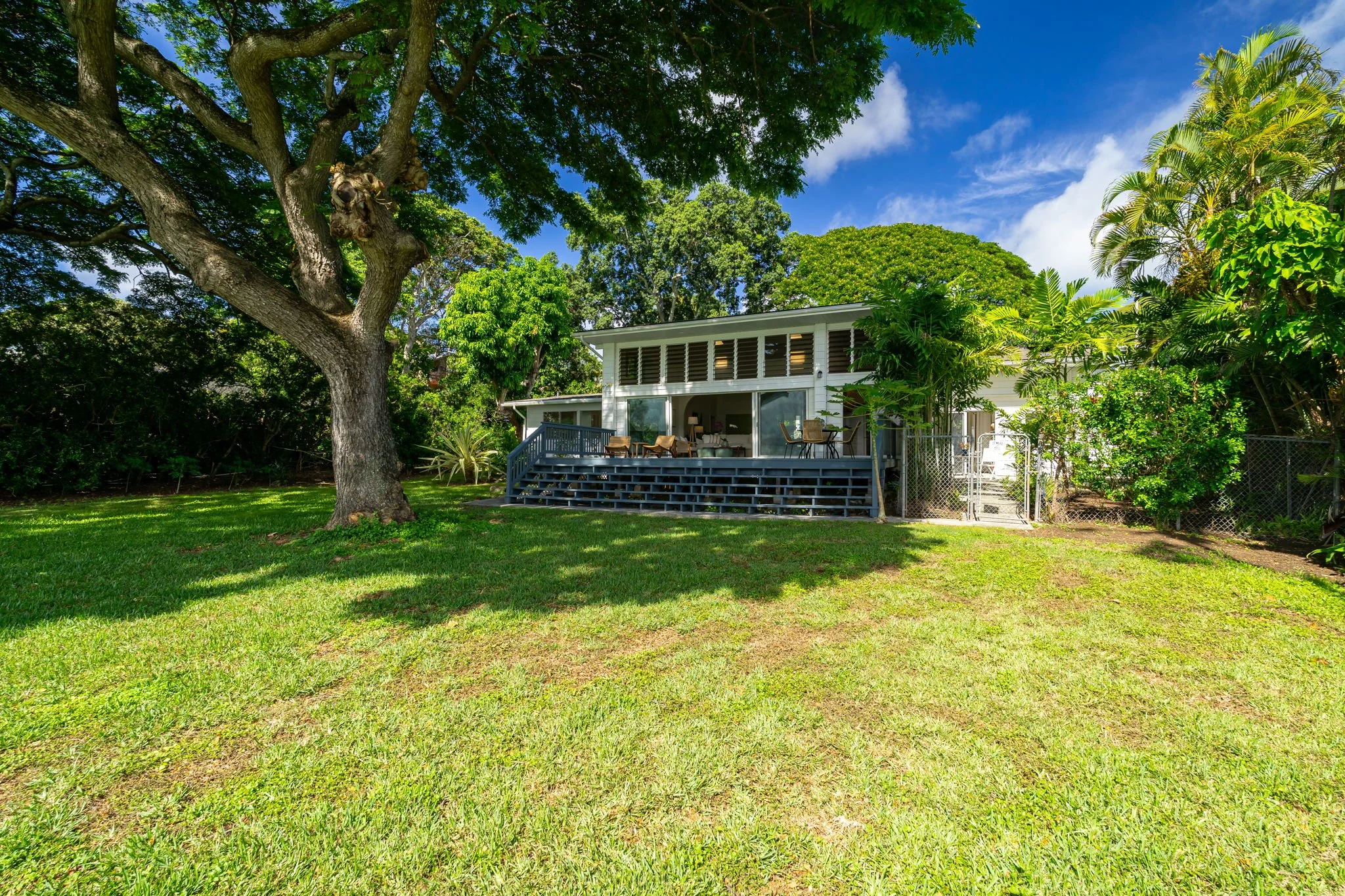 58-web-or-mls-Styron Photo 44-397 Kaneohe Bay Dr-0342.jpg