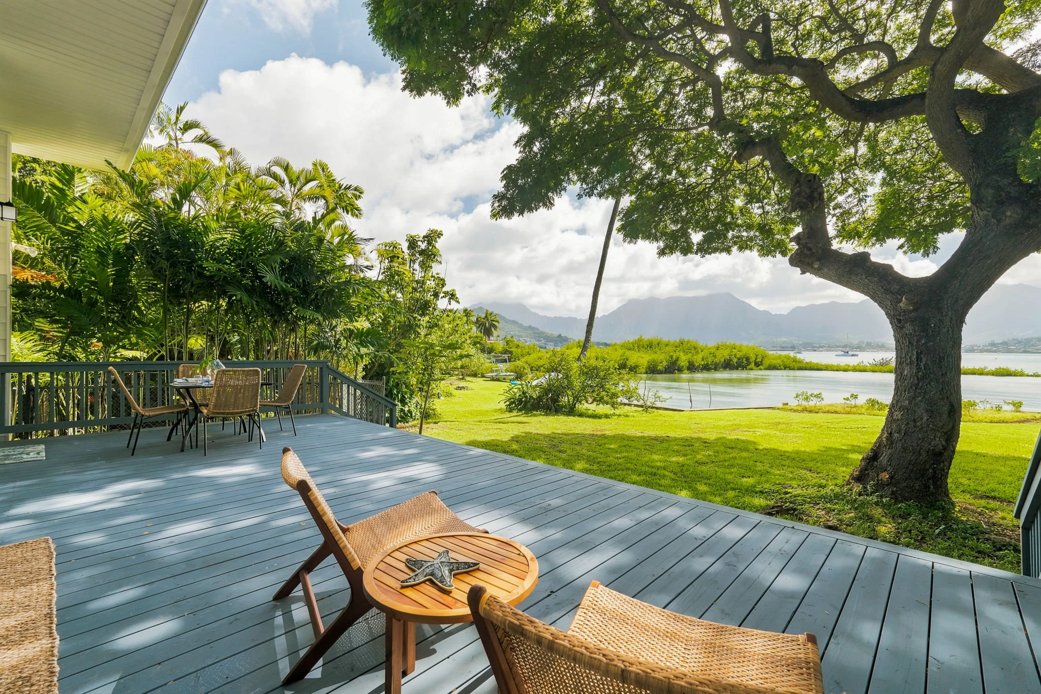 13-web-or-mls-Styron_Photo_44-397_Kaneohe_Bay_Dr_0156.jpg