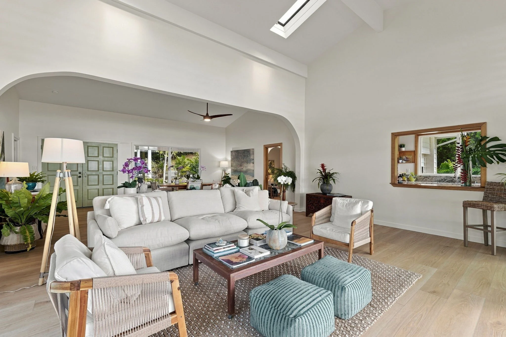 9-web-or-mls-Styron_Photo_44-397_Kaneohe_Bay_Dr_0136.jpg