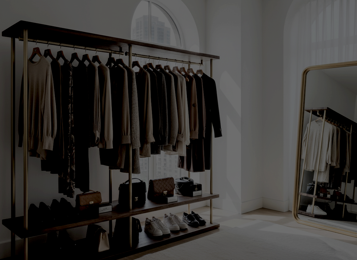 Firefly_Gemini Flash_curated wardrobe rack luxury 983424.png