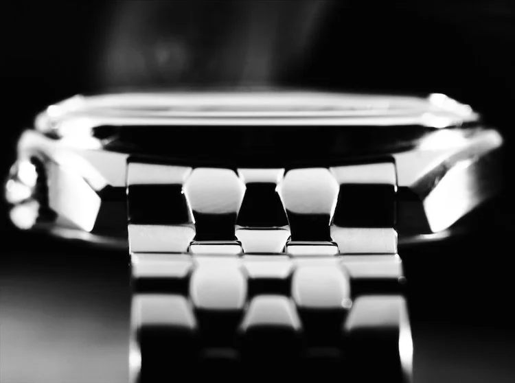 Bulova Accutron Snorkel Model 96B209