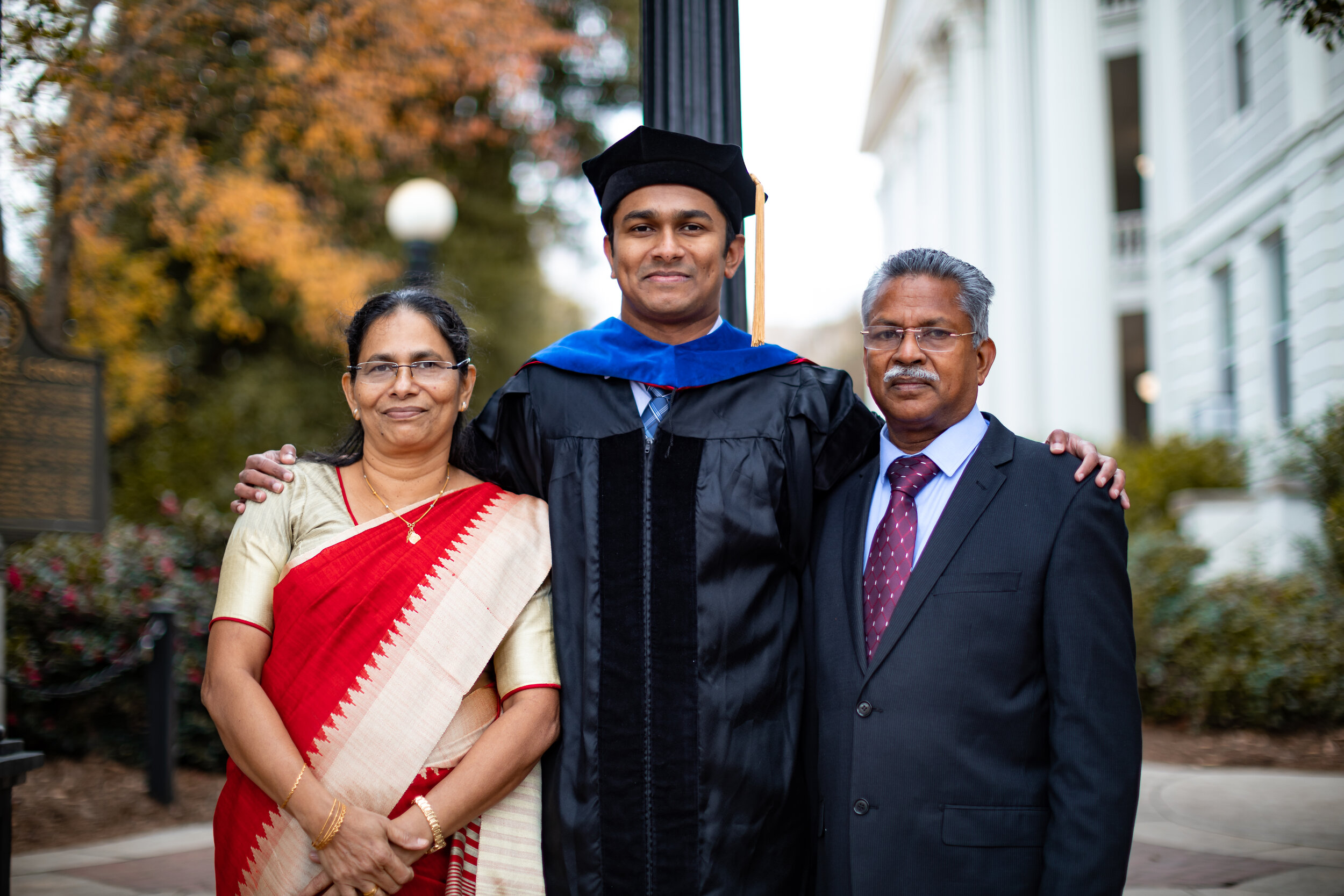 Mathew Graduation Portraits-14.jpg