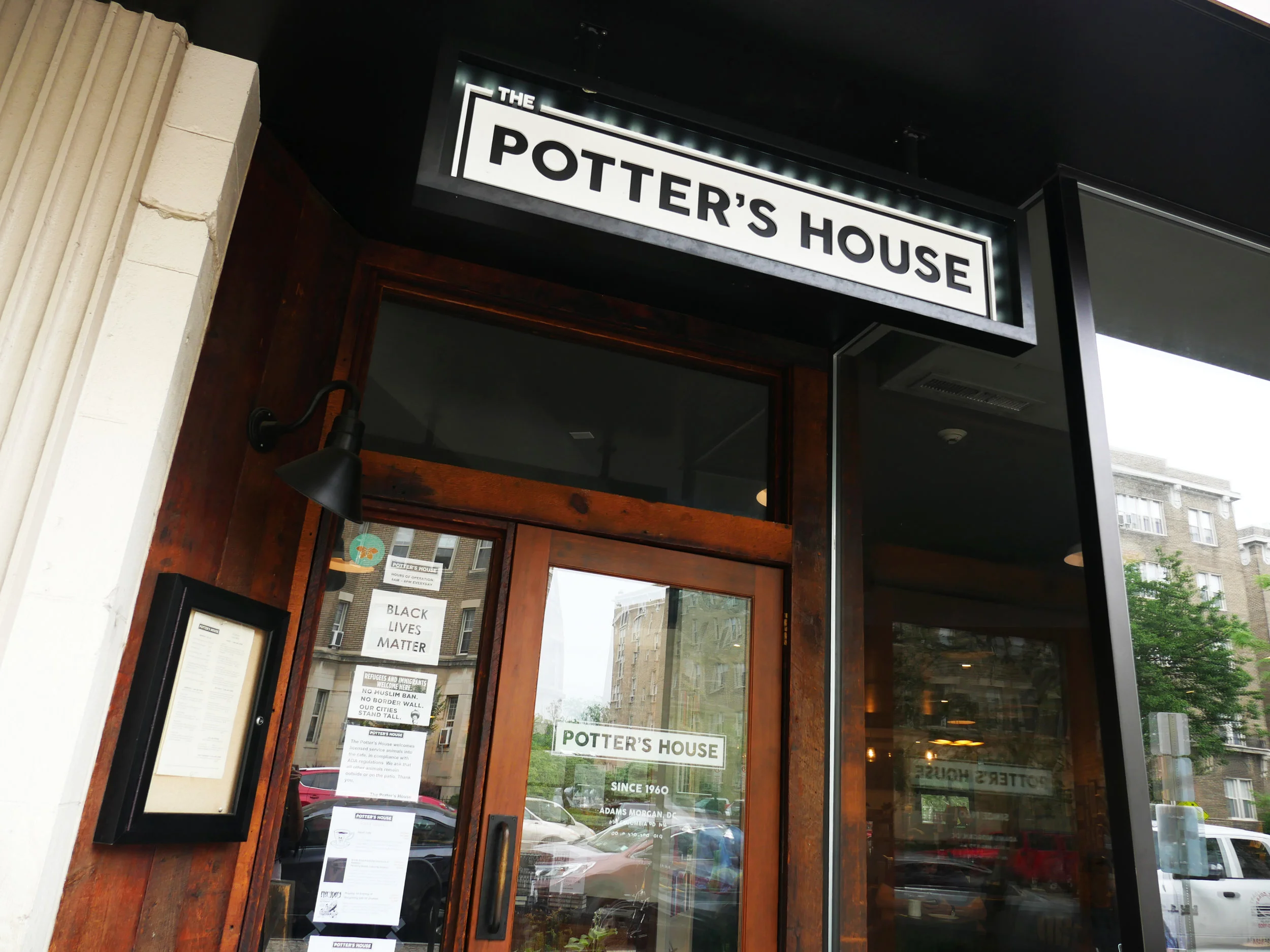 PottersHouseExterior.jpg