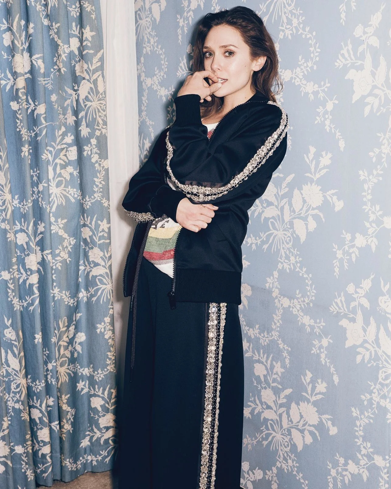 elizabeth-olsen-beau-grealy-photoshoot-for-the-sunday-times-style-2018-3.jpg