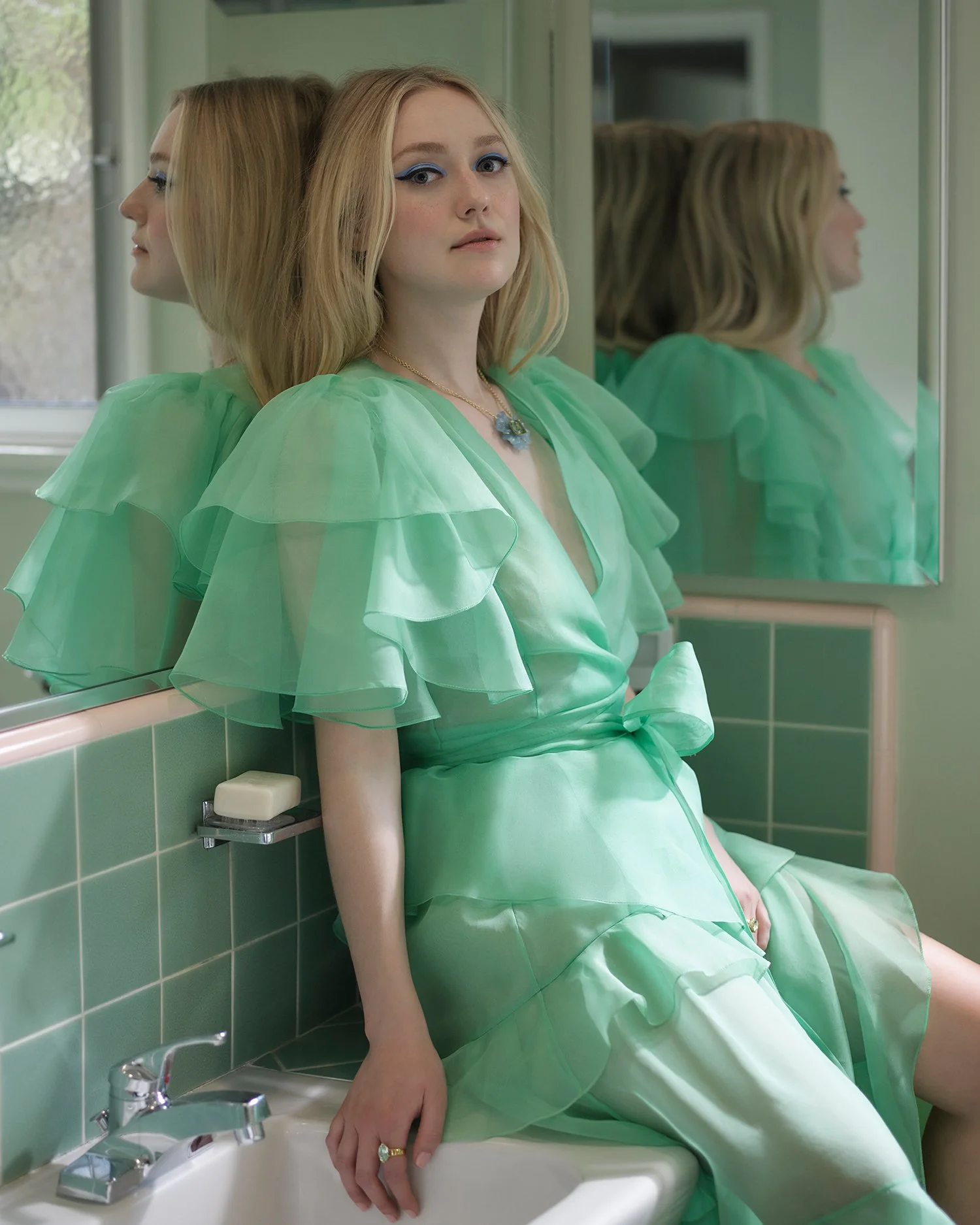 4X5 (1)_0008_220325_DAKOTA_FANNING_0622.jpg