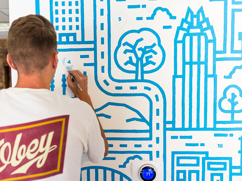 Favor_RunnerClubhouse_Mural_Photo_1.png
