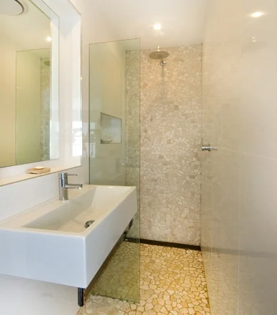 BATHROOM-1WEB.jpg