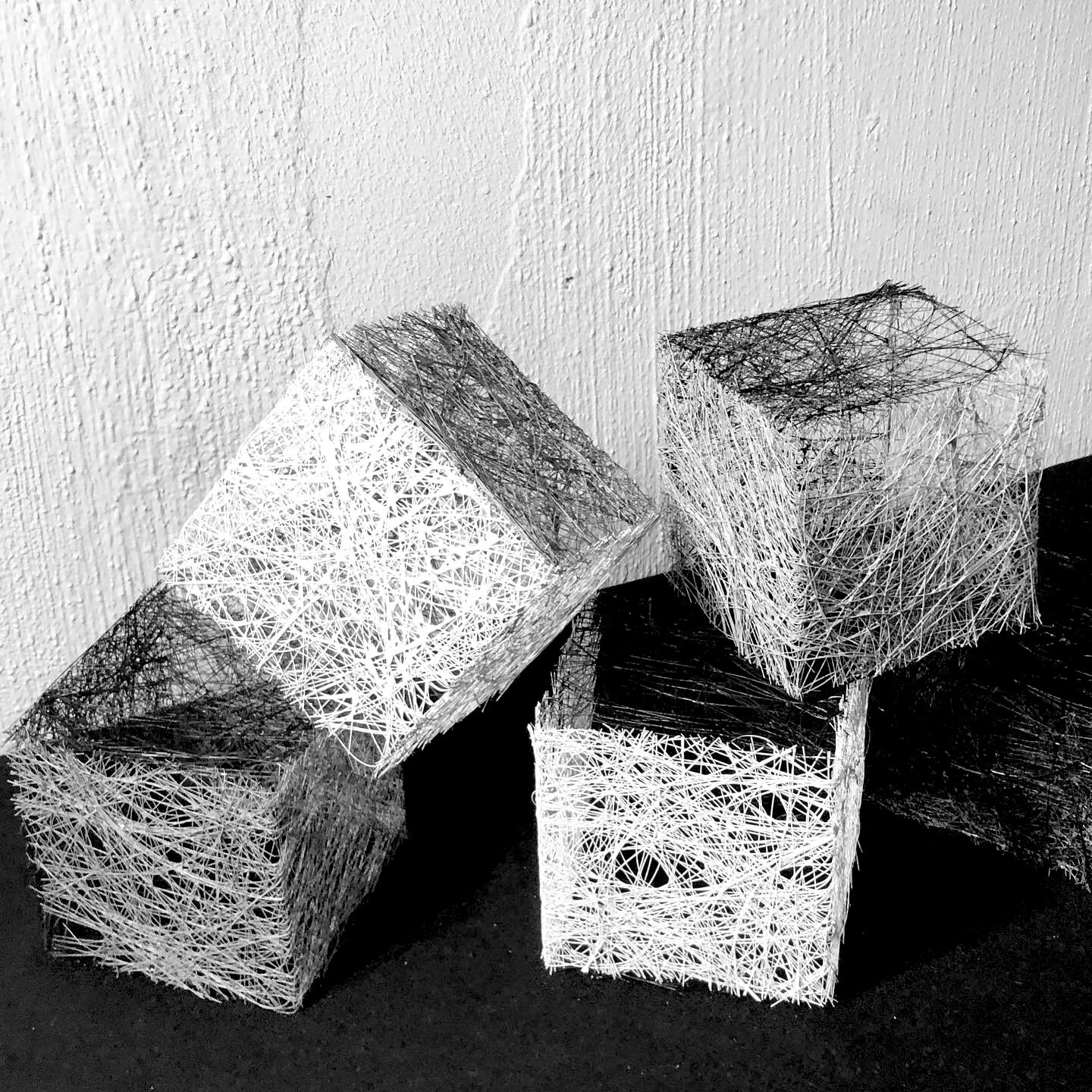 wire cube sculpture 4.jpg