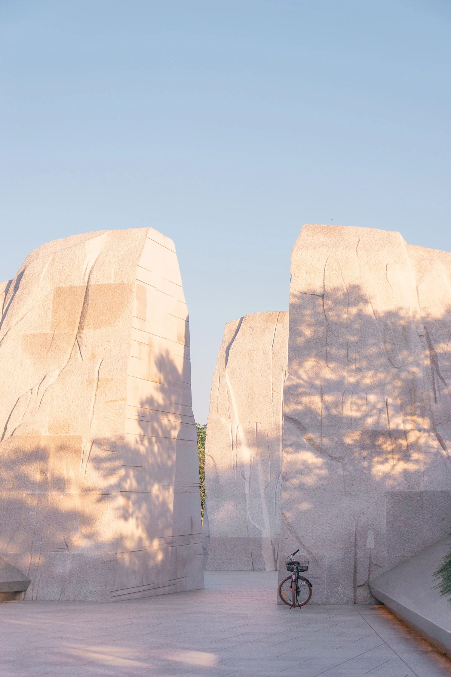 Martin_Luther_King_Jr_Memorial_Washington_DC_2018_Ruo_Ling_Lu.jpg