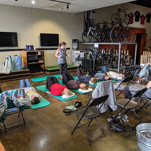 A big thank you to @movewellness for coming out for our Women's week! Elaine and her team are here to teach and inform about how cycling is a sport with repetitive movement and how that can lead to chronic tightness and pain.
They are walking through the structural and movement issues at play during cycling, discuss methods of prevention, and lead us in a series of post riding exercises to help alleviate some of those injuries.