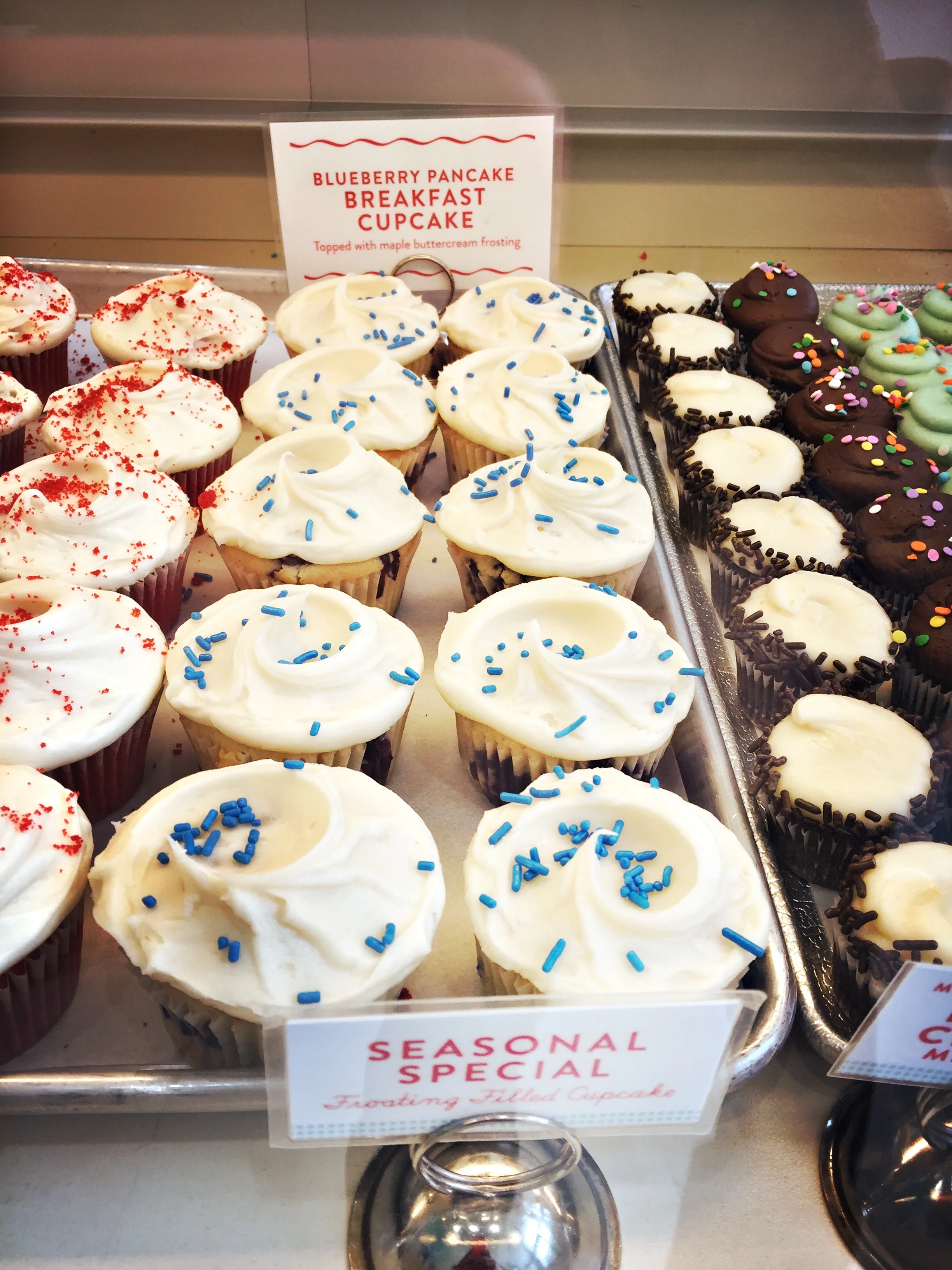 blueberry pancake cupcakes: susiecakes