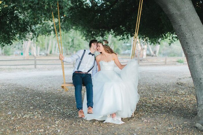 Vendor Credits || Photography: Andrew Jade Photography&nbsp;|| Venue: Triunfo Creek Vineyards&nbsp;|| Flowers:&nbsp;Wisteria Lane